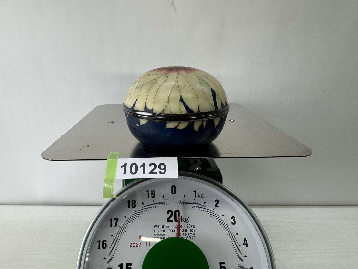 Y10129 BOX Cloisonne round Lidded container case signed scratched Japan antique