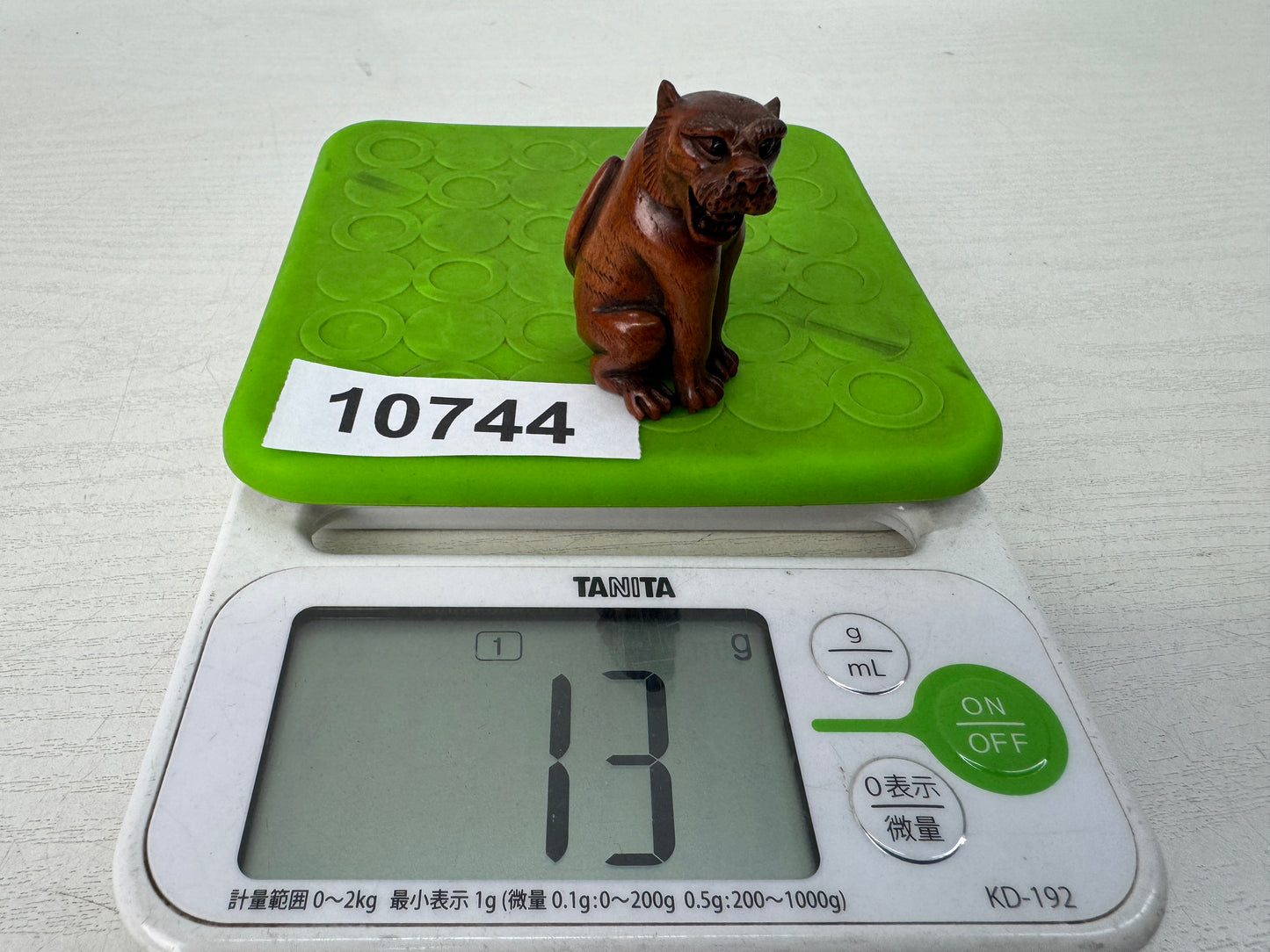 Y10744 NETSUKE Tiger signed Japan antique kimono accessory sagemono fashion