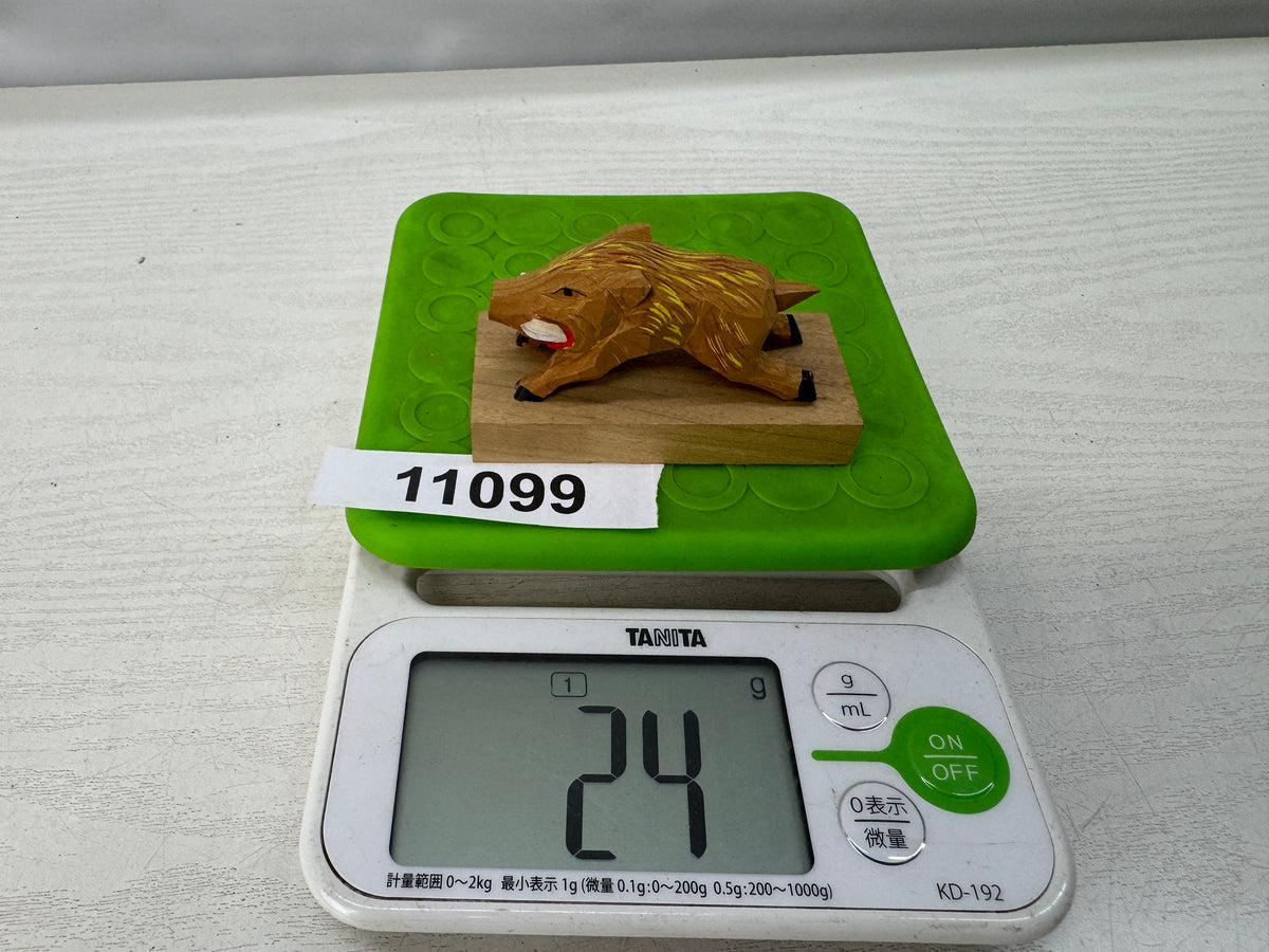 Y11099 OKIMONO small wood caving Boar figurine Japan antique interior ornament