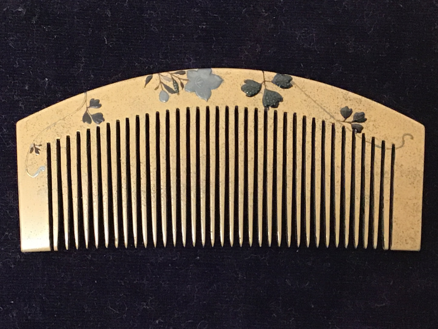 Y2774 KOUGAI Hair dressing tools set Makie lacquer box signed Japan kimono