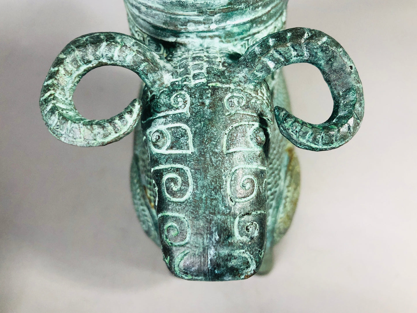 Y7139 VESSEL Chinese copperware twin sheep China antique vintage container pot