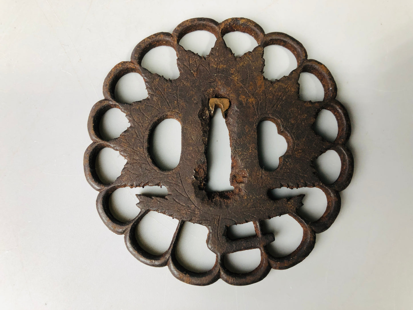 Y7153 TSUBA Iron sword guard Japan samurai katana antique koshirae edo vintage