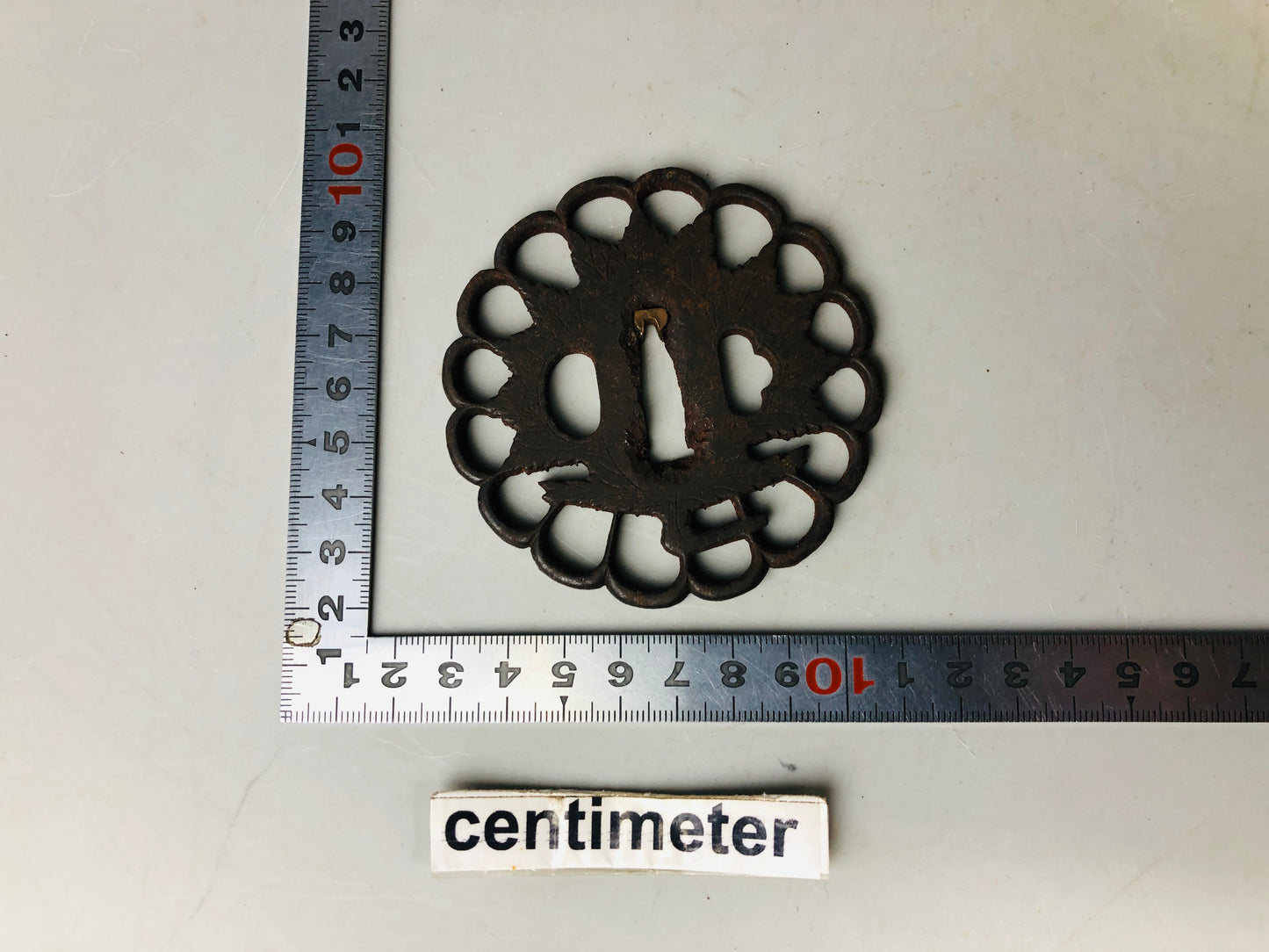 Y7153 TSUBA Iron sword guard Japan samurai katana antique koshirae edo vintage