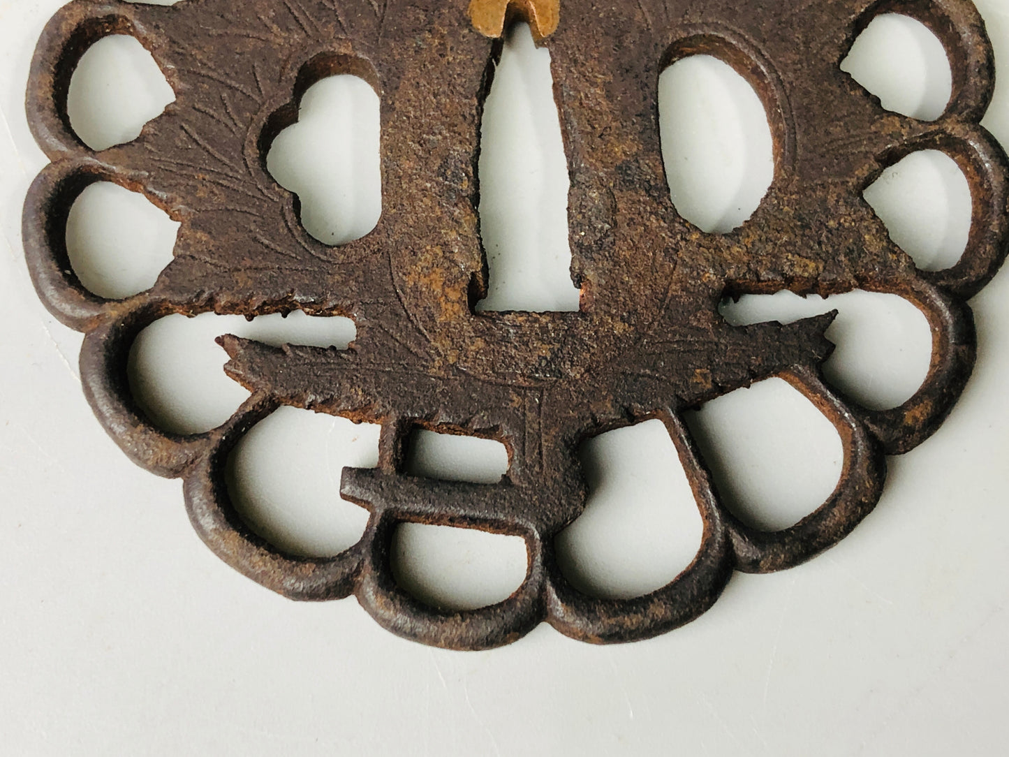 Y7153 TSUBA Iron sword guard Japan samurai katana antique koshirae edo vintage