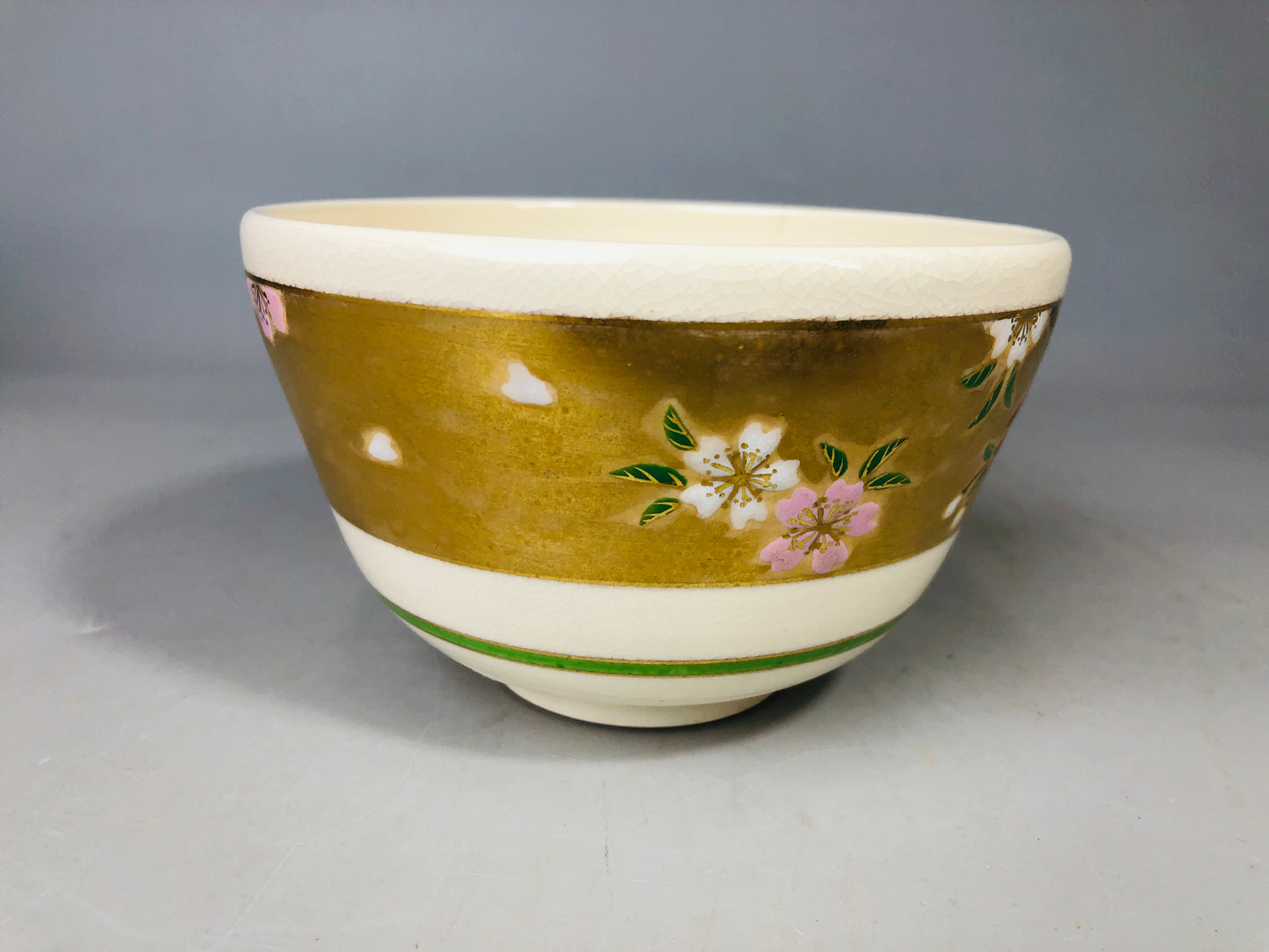 Y7178 CHAWAN Kyo-ware bowl signed box cherry blossoms Japan antique tea ceremony