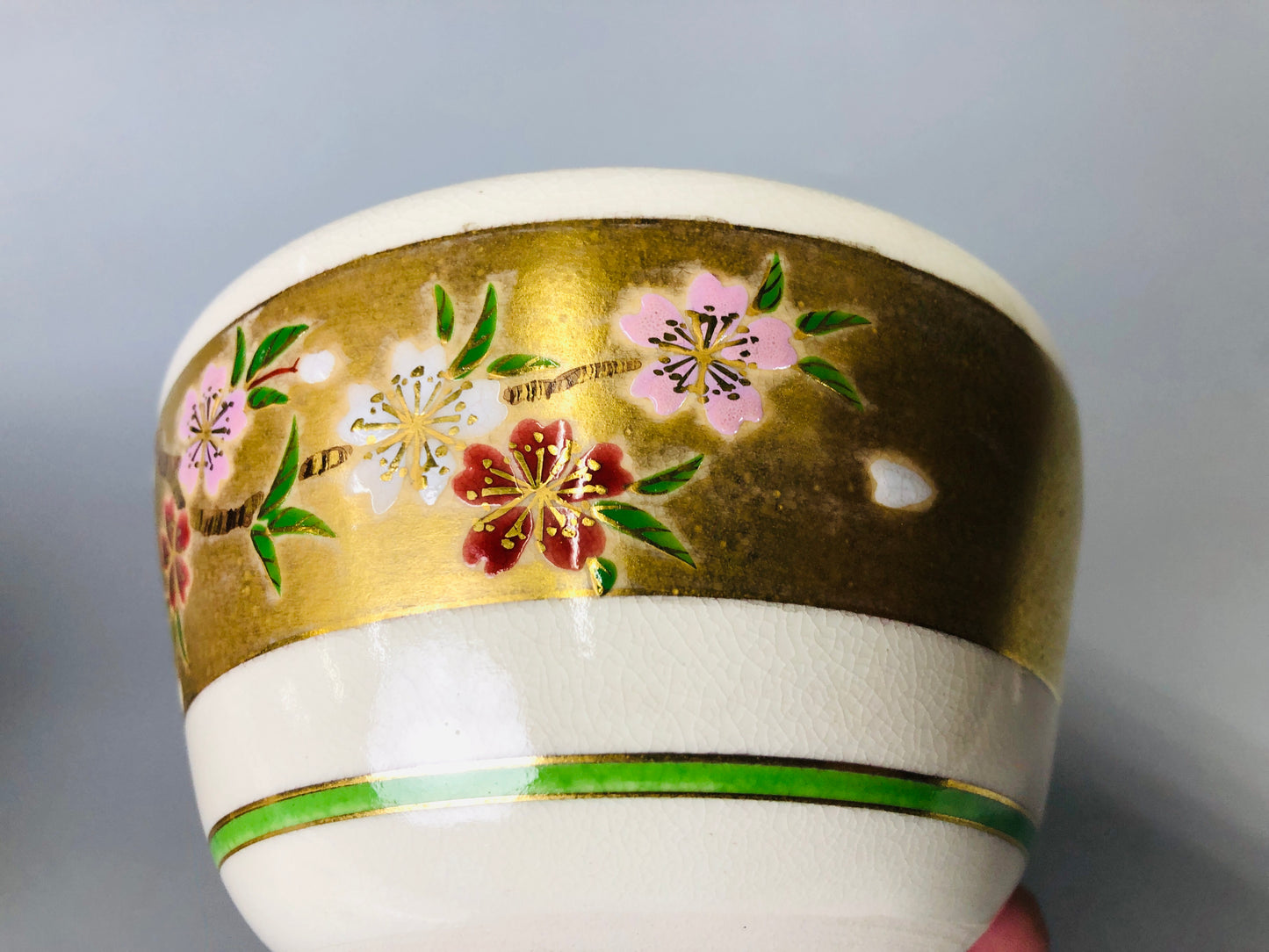 Y7178 CHAWAN Kyo-ware bowl signed box cherry blossoms Japan antique tea ceremony