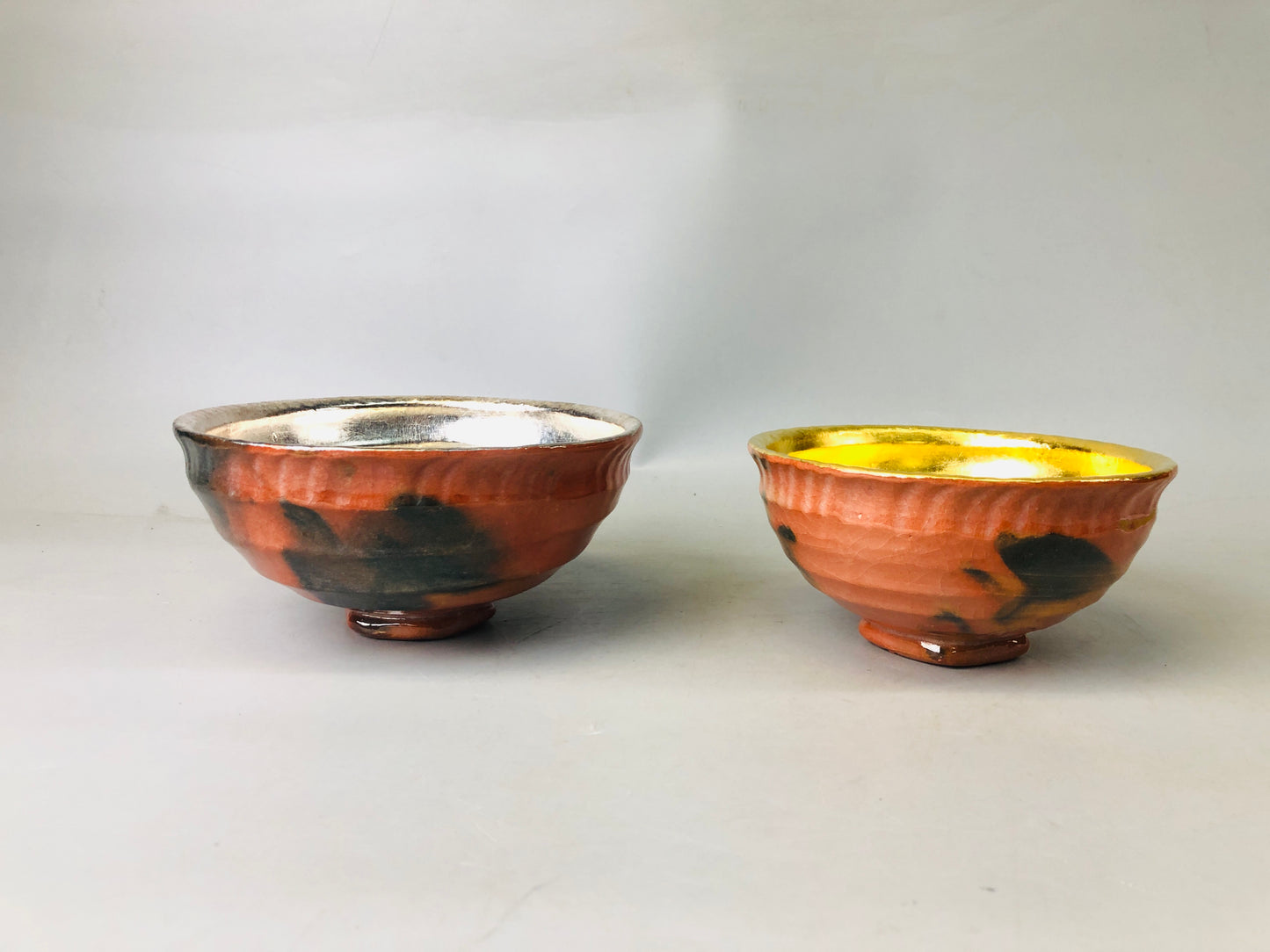 Y7199 CHAWAN Raku-ware gold silver bowl signed box Japan antique tea ceremony