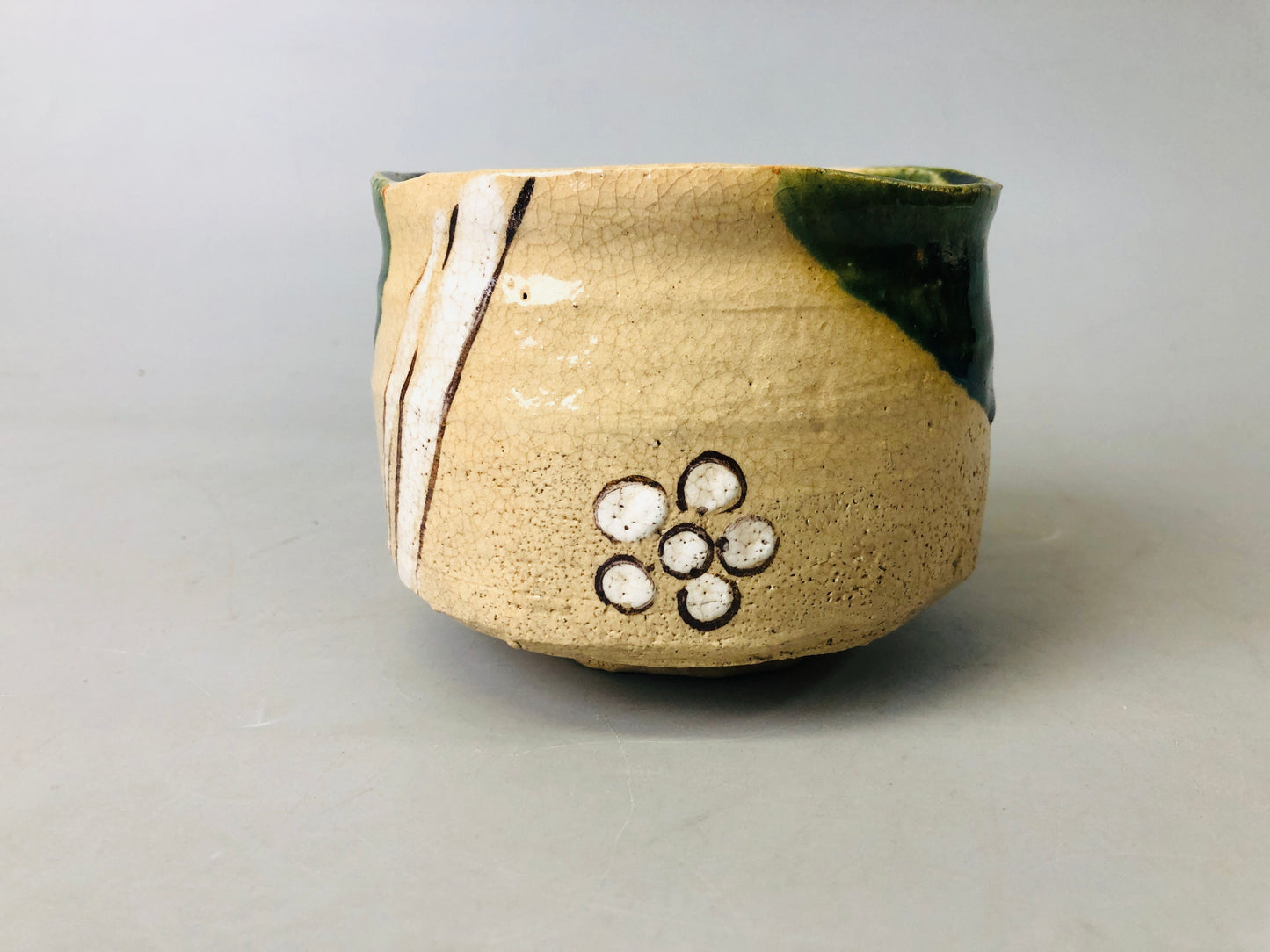 Y7200 CHAWAN Oribe-ware bowl signed box Japan antique tea ceremony pottery cup