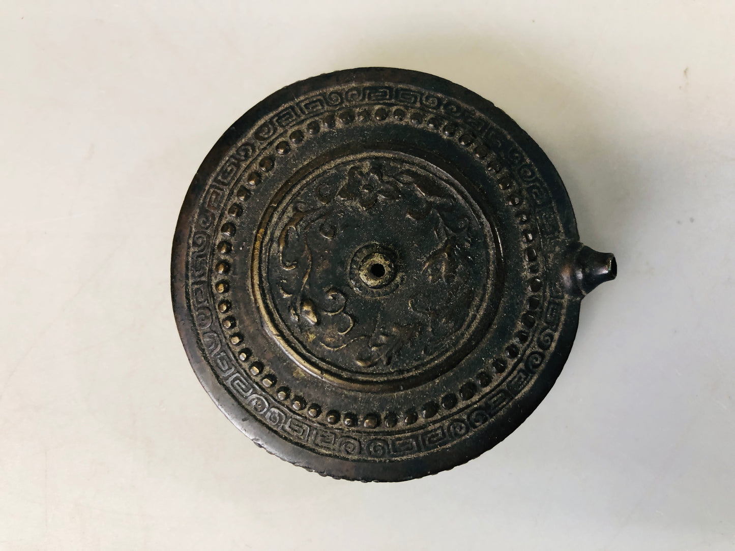 Y7239 SUITEKI Copper stationery suzuri water pot ancient pattern Japan antique