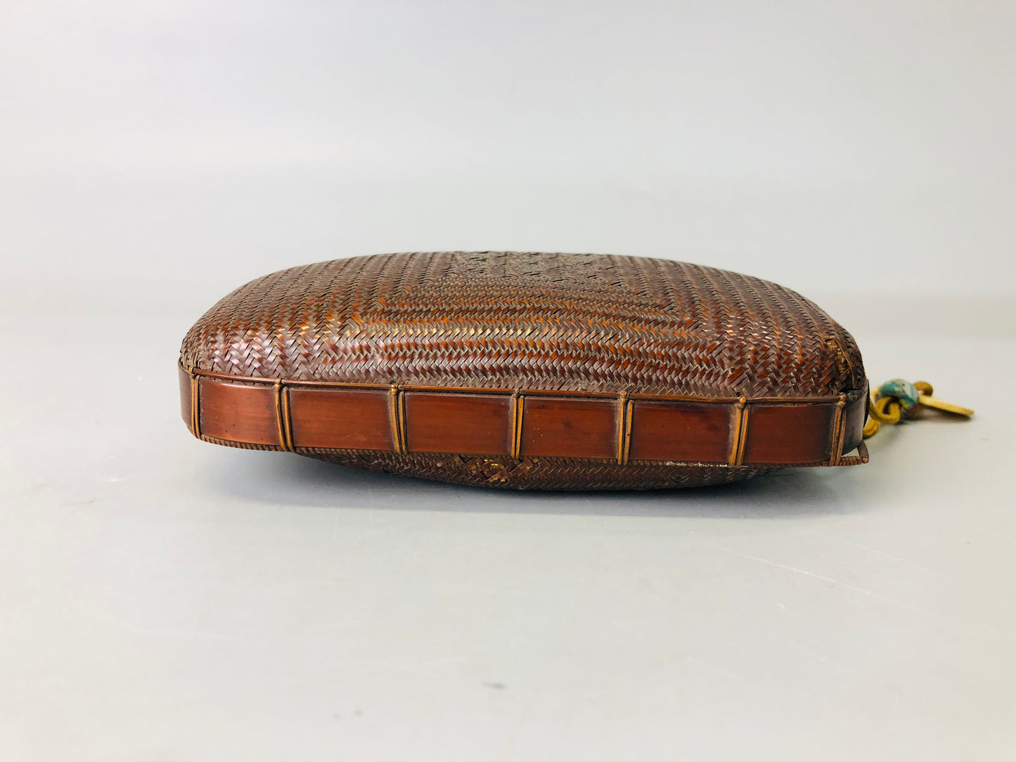 Y7288 Bamboo Woven Basket hanging accessory case Japan antique vintage interior