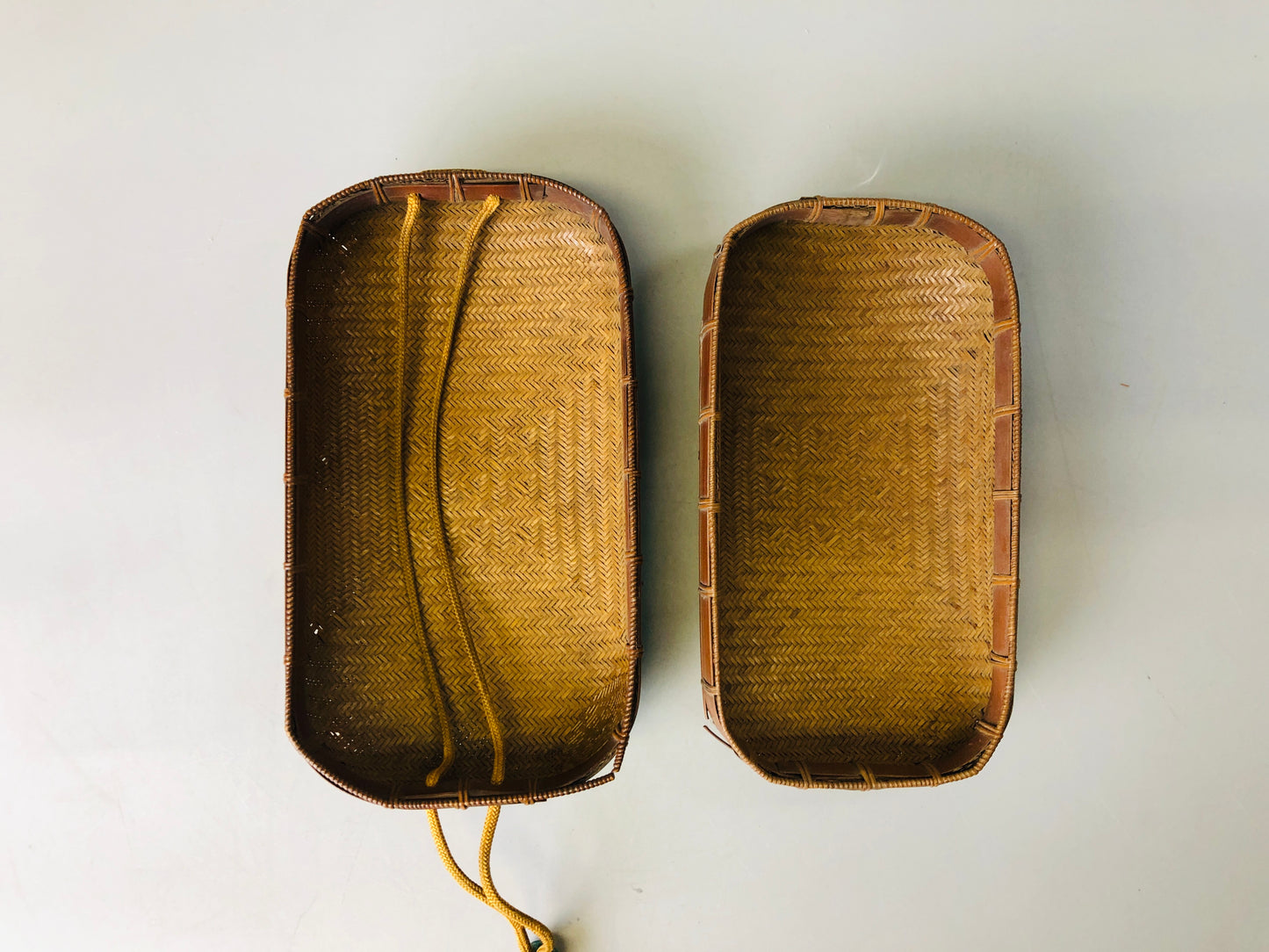 Y7288 Bamboo Woven Basket hanging accessory case Japan antique vintage interior