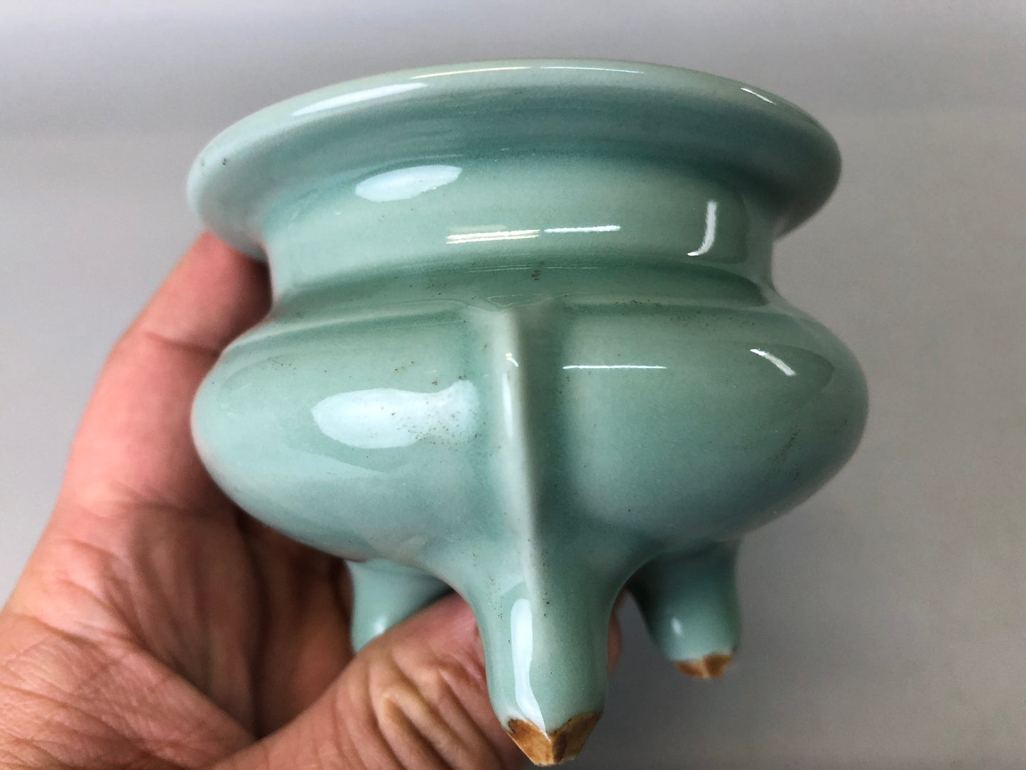 Y7361 KOURO Celadon signed cover Japan antique fragrance aroma incense burner