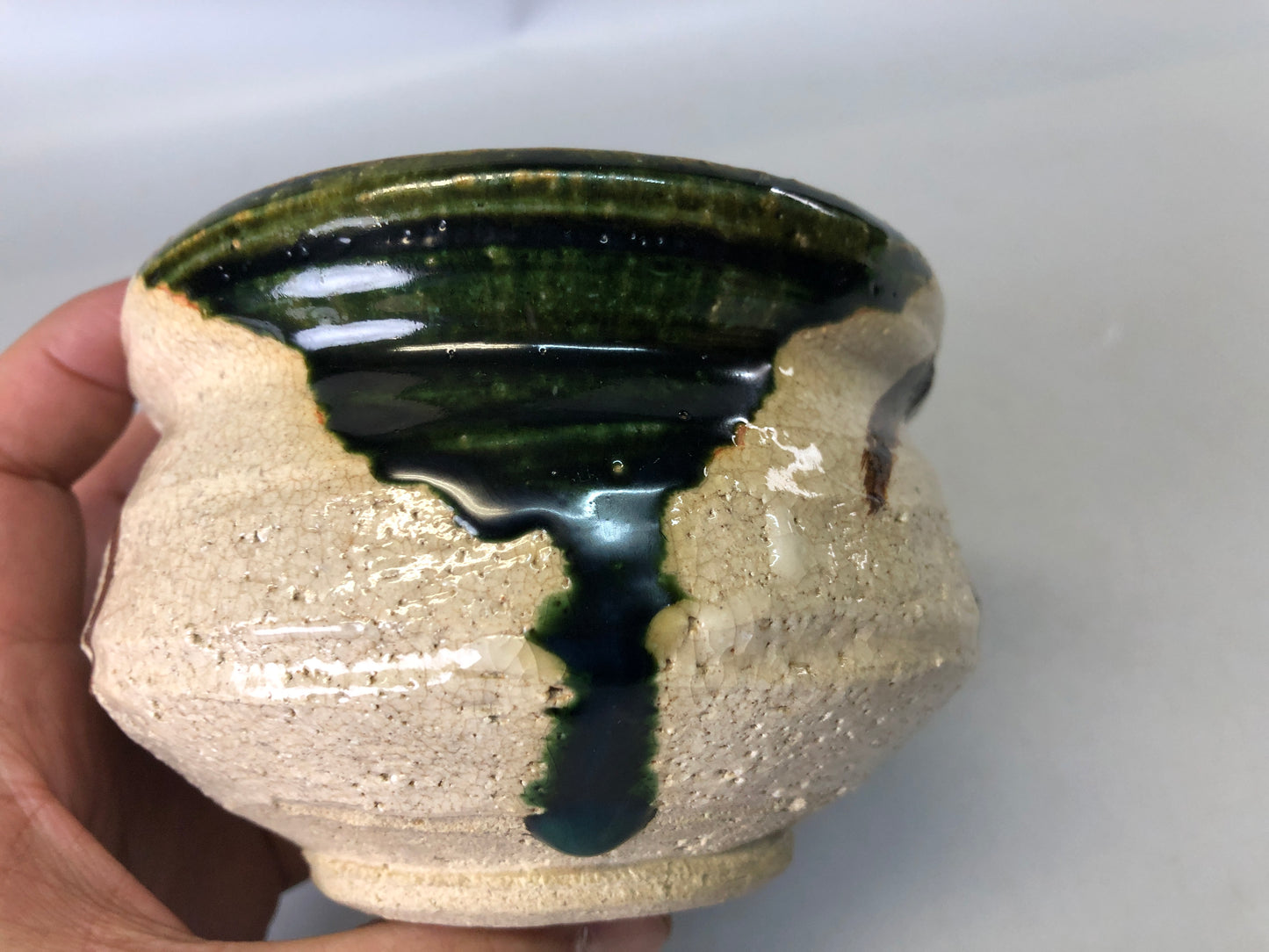 Y7375 CHAWAN Oribe-ware bowl signed box Japan antique tea ceremony pottery cup