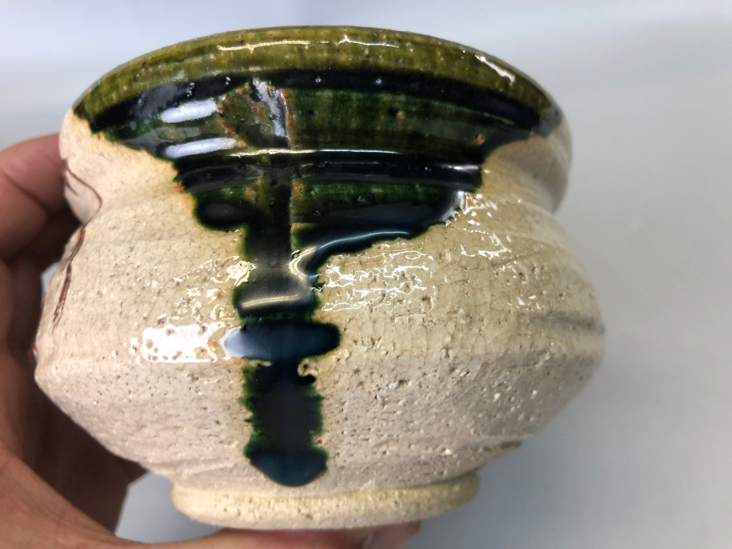 Y7375 CHAWAN Oribe-ware bowl signed box Japan antique tea ceremony pottery cup