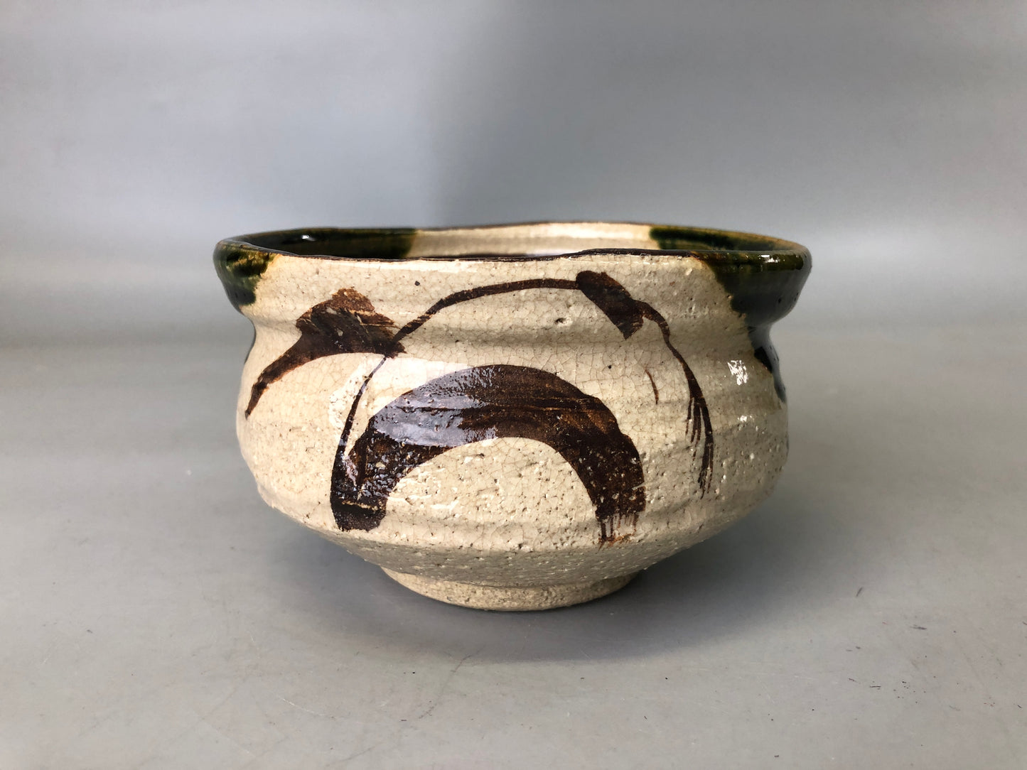 Y7375 CHAWAN Oribe-ware bowl signed box Japan antique tea ceremony pottery cup