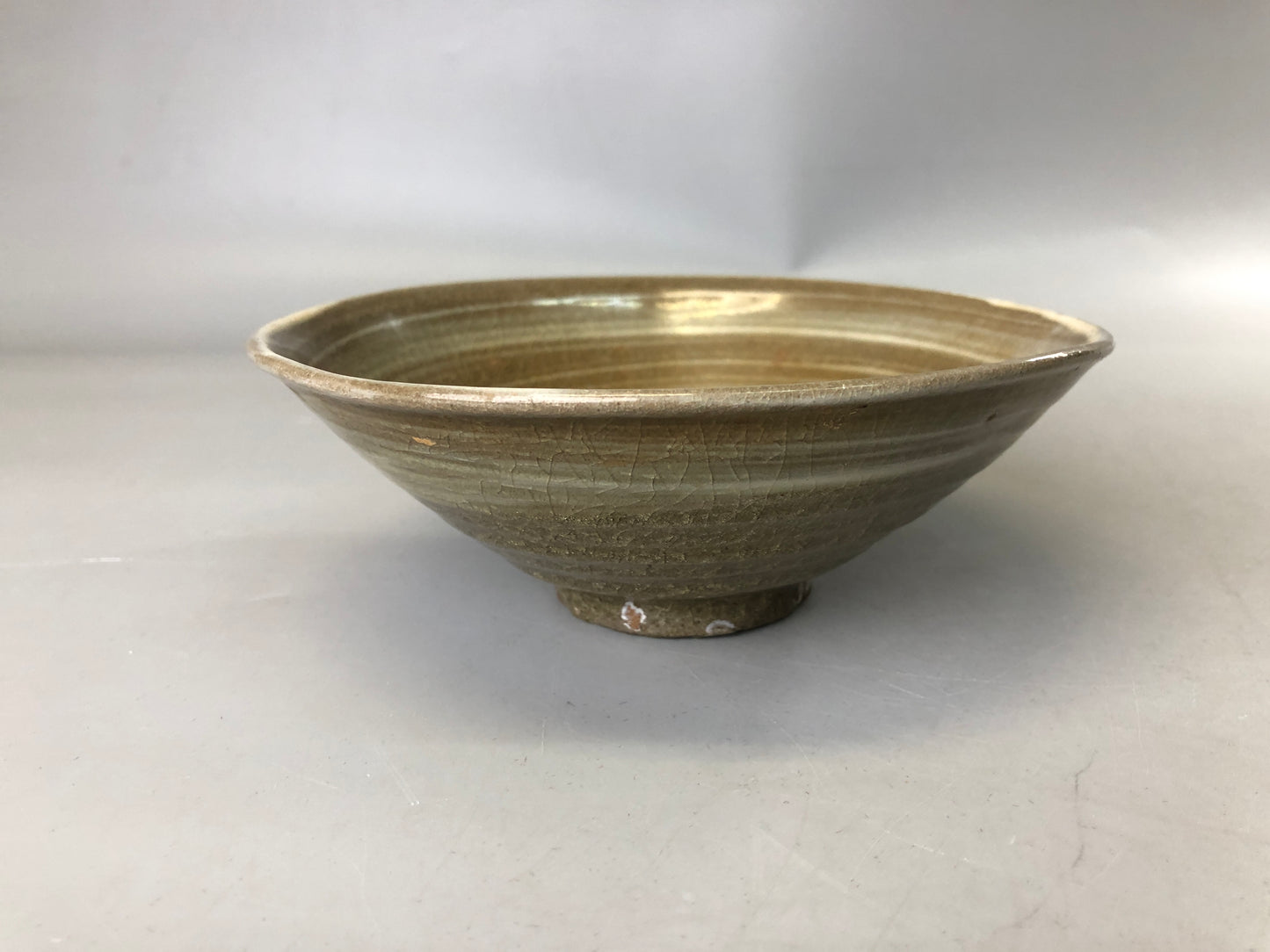 Y7385 CHAWAN Hakeme brushmark flat bowl signed Japan antique tea ceremony cup