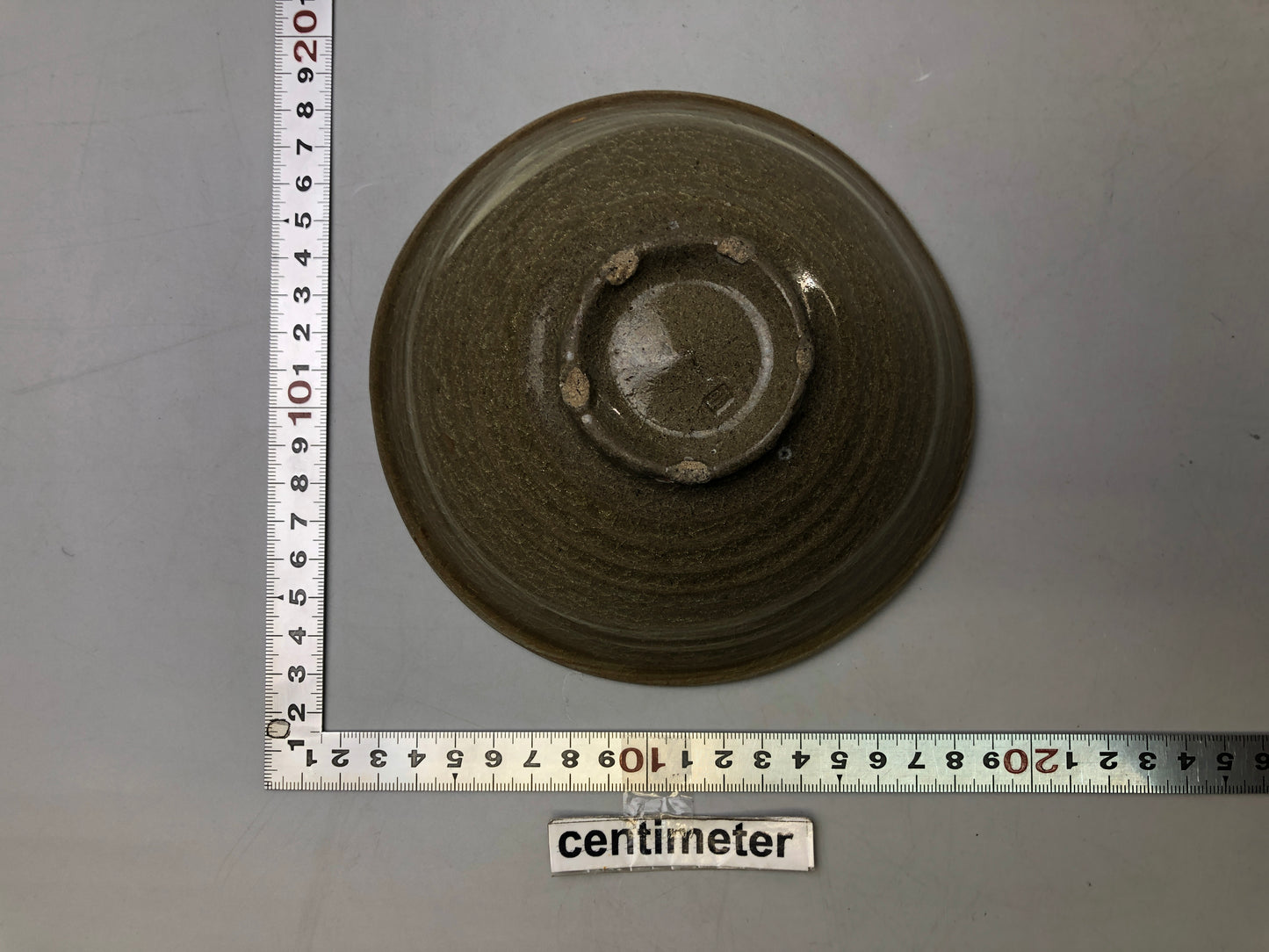 Y7385 CHAWAN Hakeme brushmark flat bowl signed Japan antique tea ceremony cup