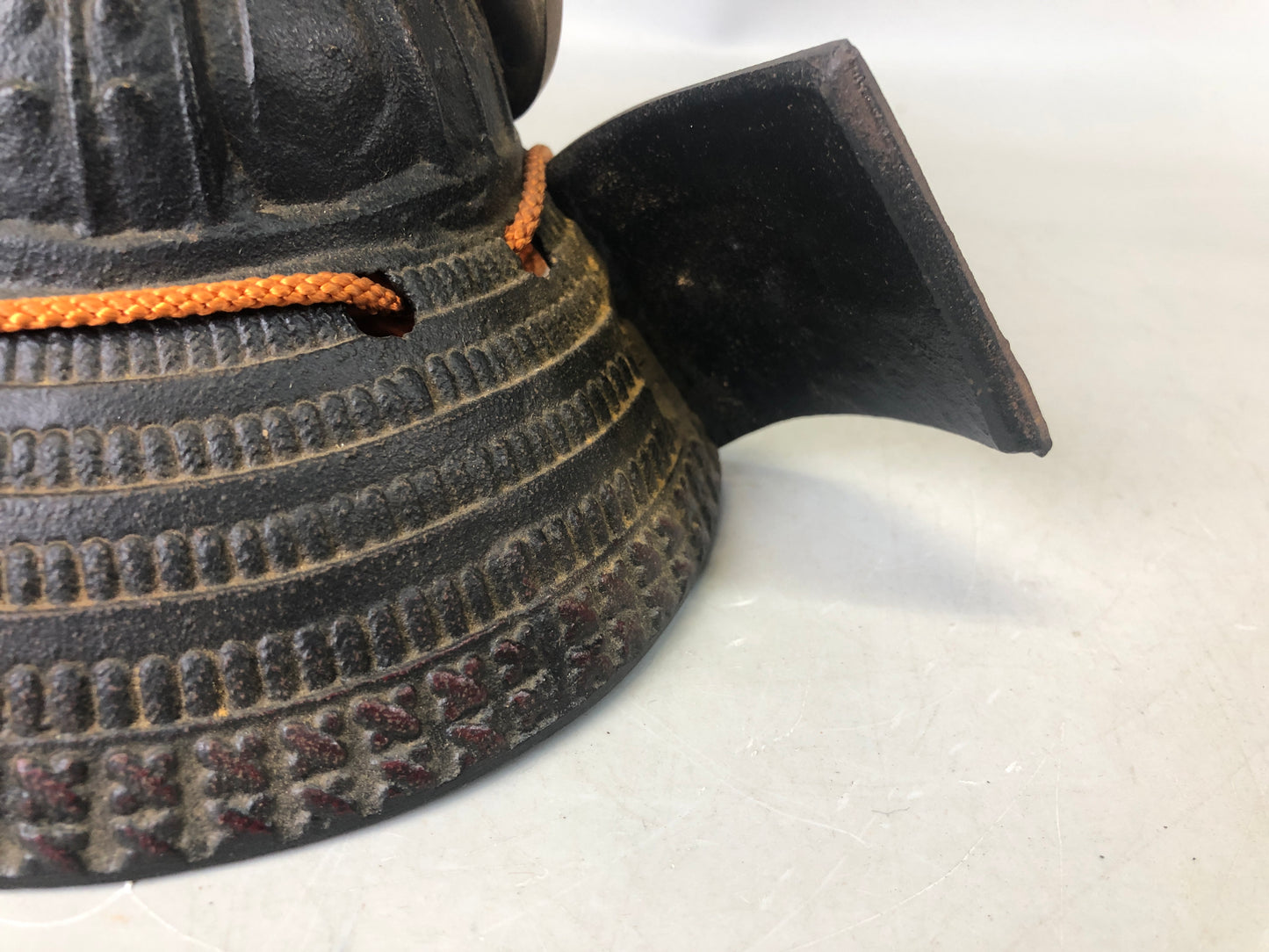 Y7441 OKIMONO metal Kabuto helmet figurine box cushion Japan antique interior