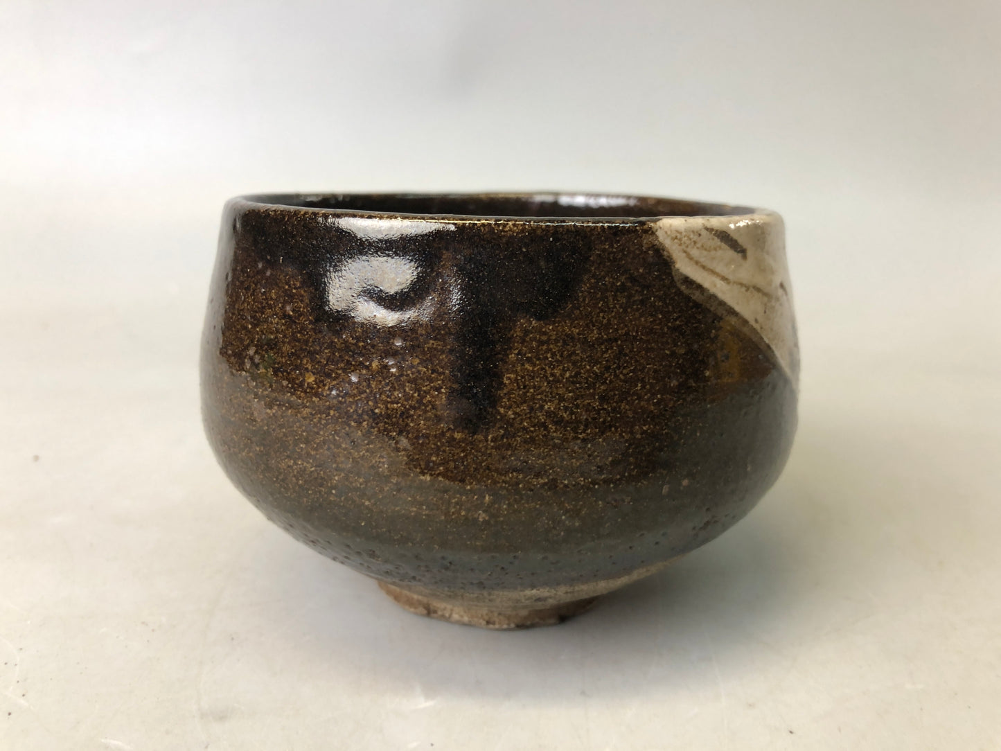 Y7524 CHAWAN Oribe-ware black bowl kintsugi boxx Japan antique tea ceremony cup