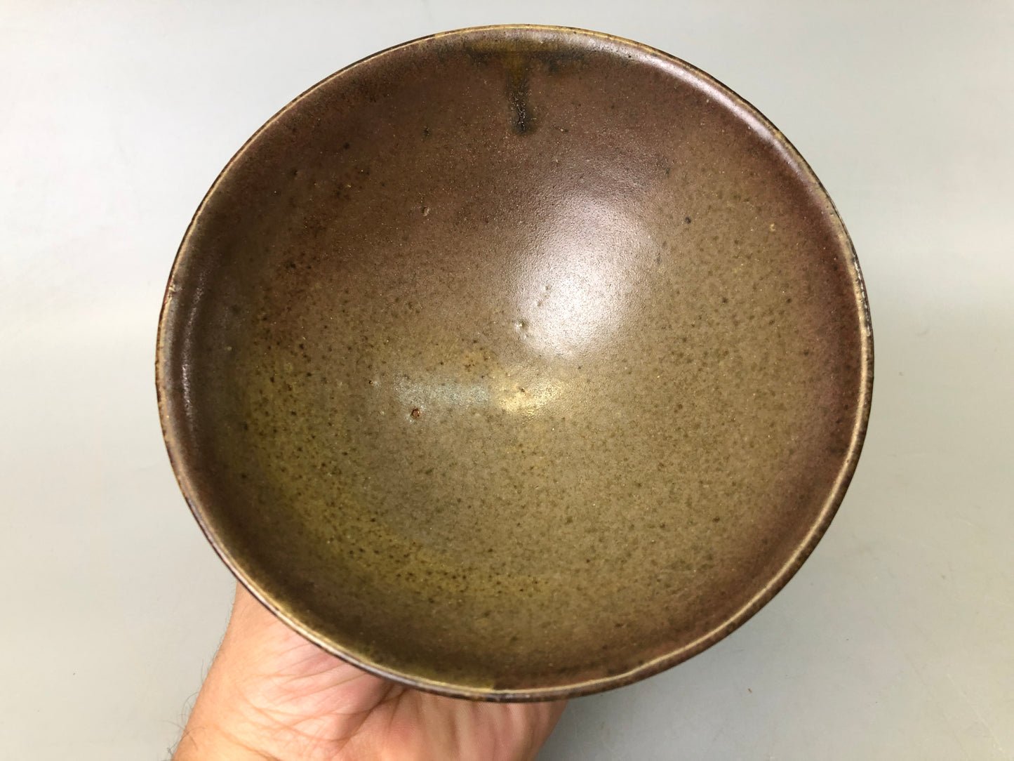 Y7564 CHAWAN Mino-ware flat bowl signed Japan antique tea ceremony pottery cup