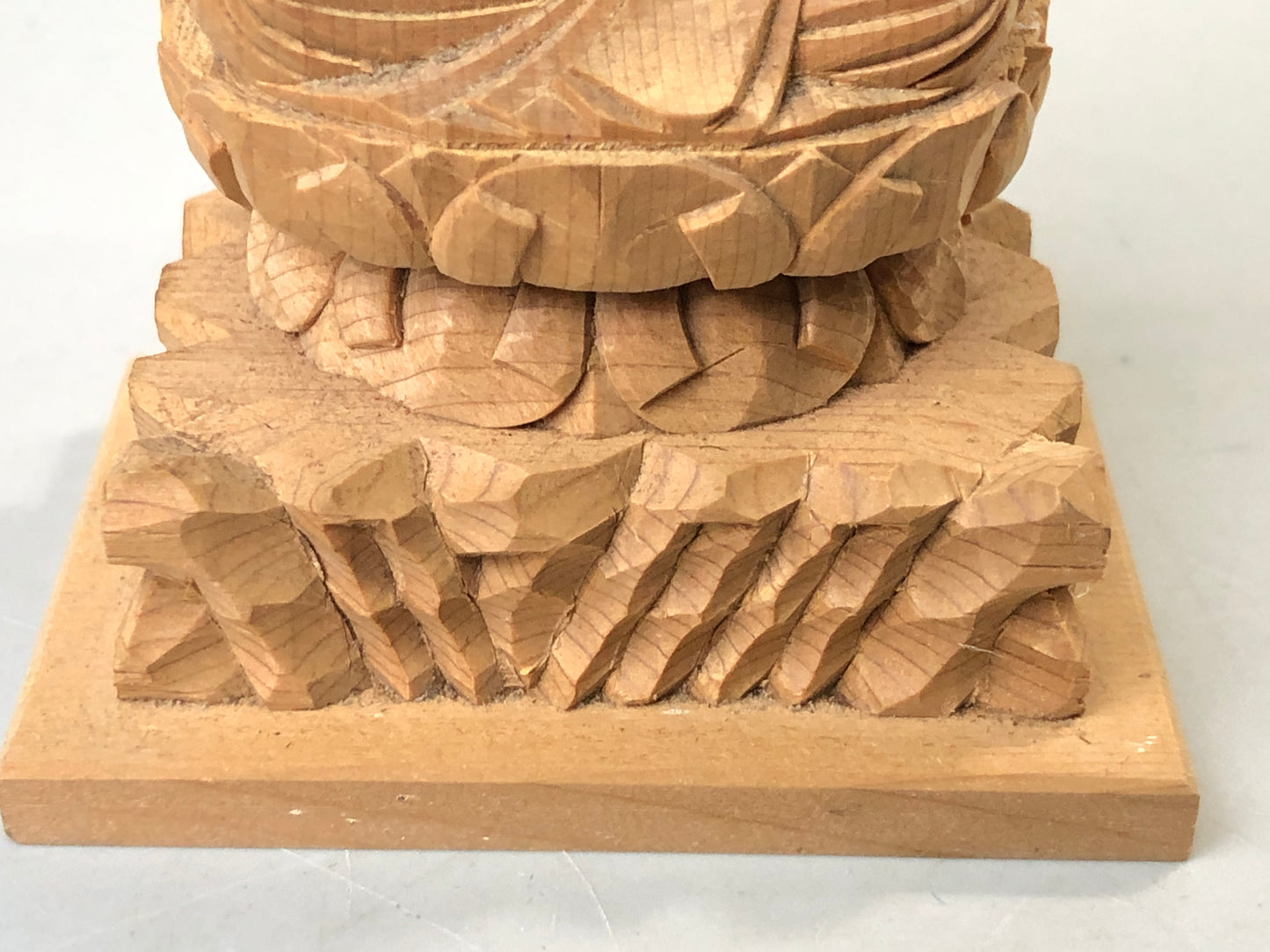 Y7587 STATUE plain wood carving seated Buddha figurine Japan antique interior