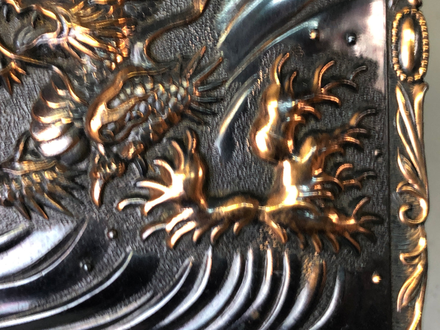 Y7593 BOX copper accessory case embossed Dragon Japan antique small container