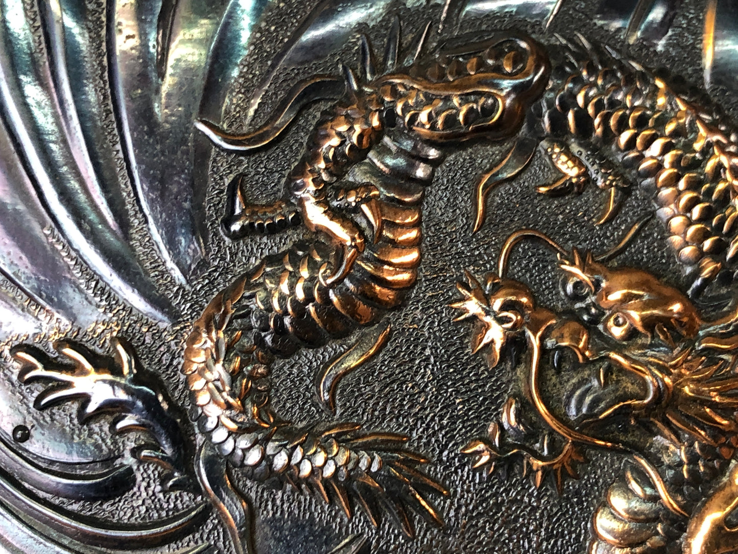 Y7593 BOX copper accessory case embossed Dragon Japan antique small container