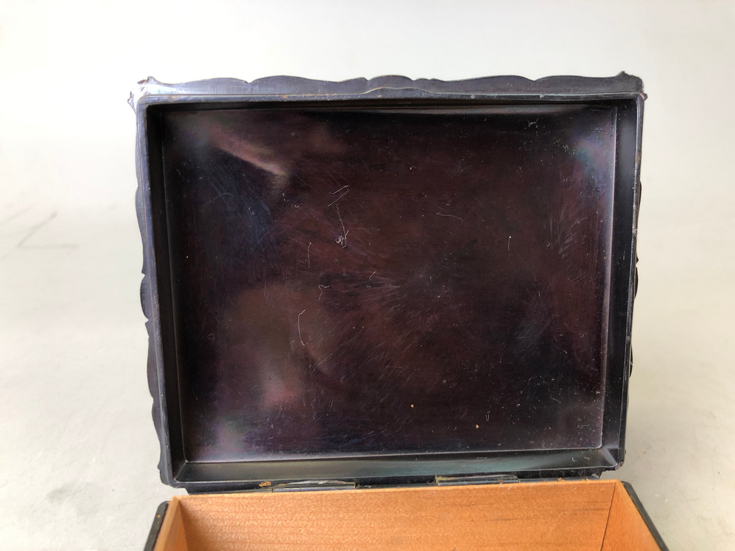 Y7593 BOX copper accessory case embossed Dragon Japan antique small container