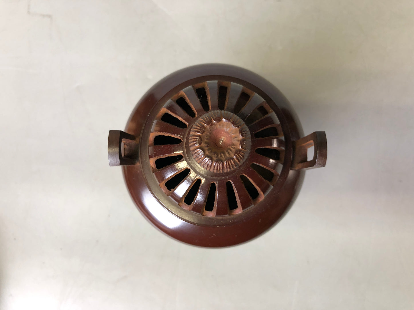 Y7608 KOURO metal box Japan antique fragrance aroma incense burner aromatherapy