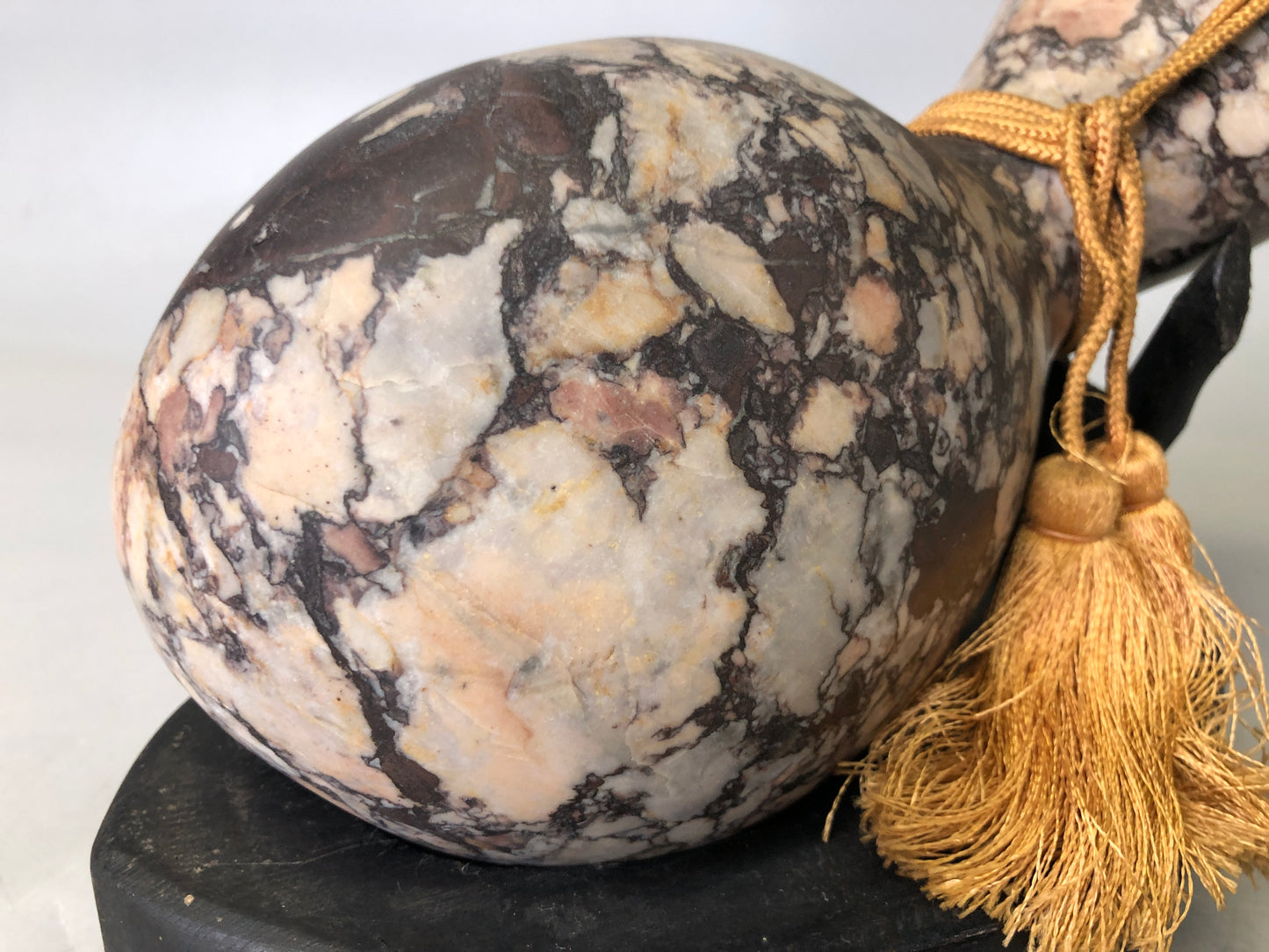 Y7611 OKIMONO gourd-shaped stone figurine stand Japan antique interior figure