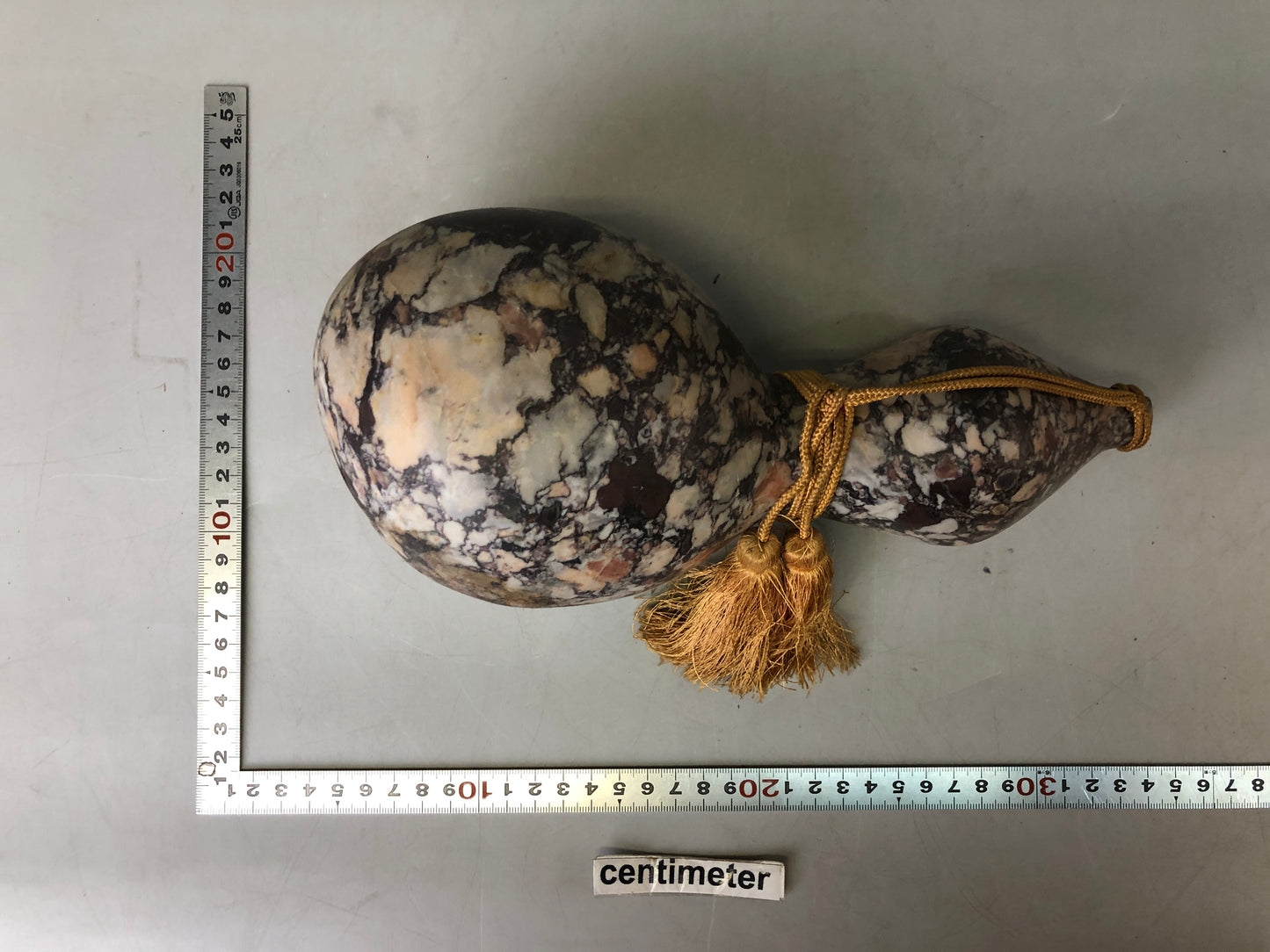 Y7611 OKIMONO gourd-shaped stone figurine stand Japan antique interior figure