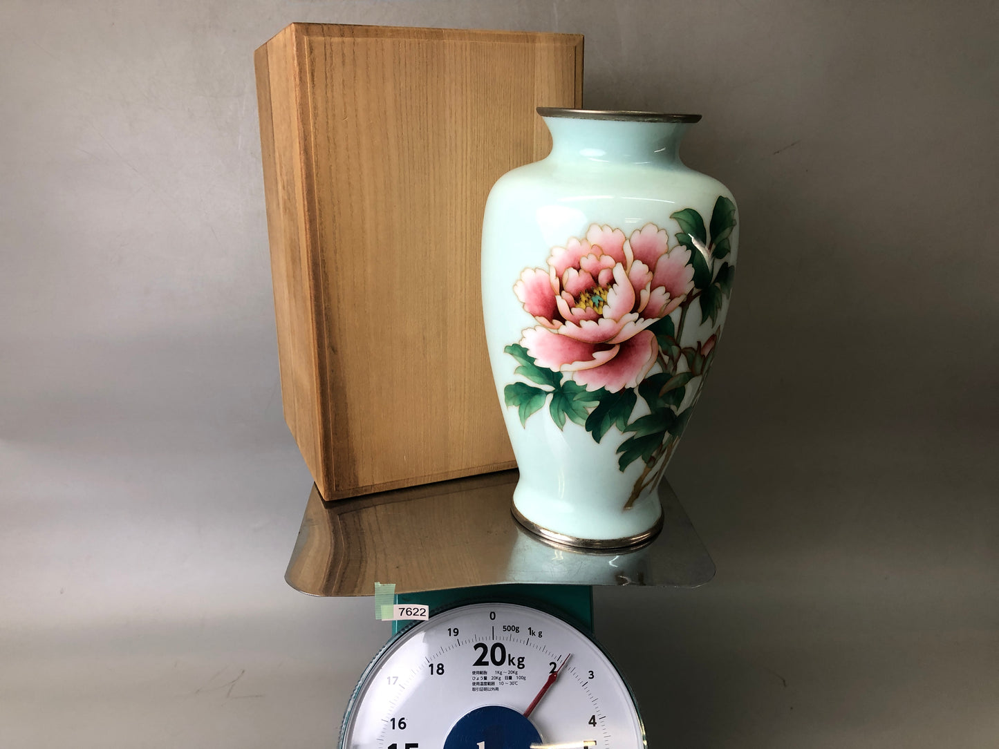 Y7622 FLOWER VASE Cloisonne floral pattern signed box Japan ikebana arrangement