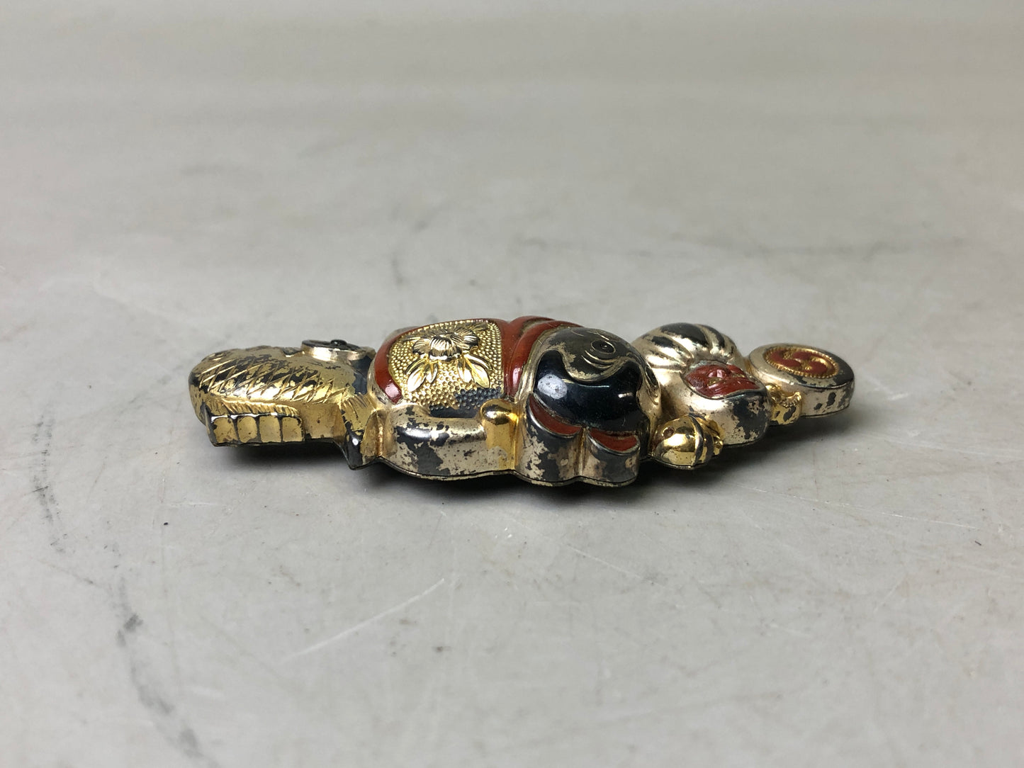 Y7636 OBIDOME metalwork Sash clip brooch signed Japan Kimono accessory antique