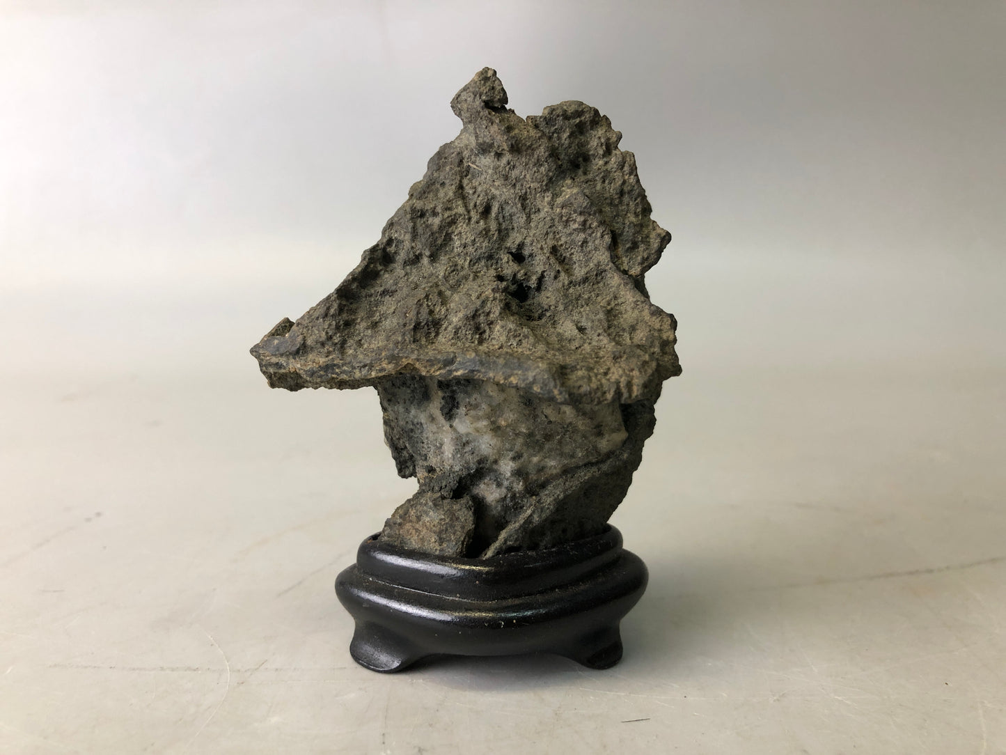 Y7703 OKIMONO Suiseki viewing stone wooden stand Japan antique decor interior