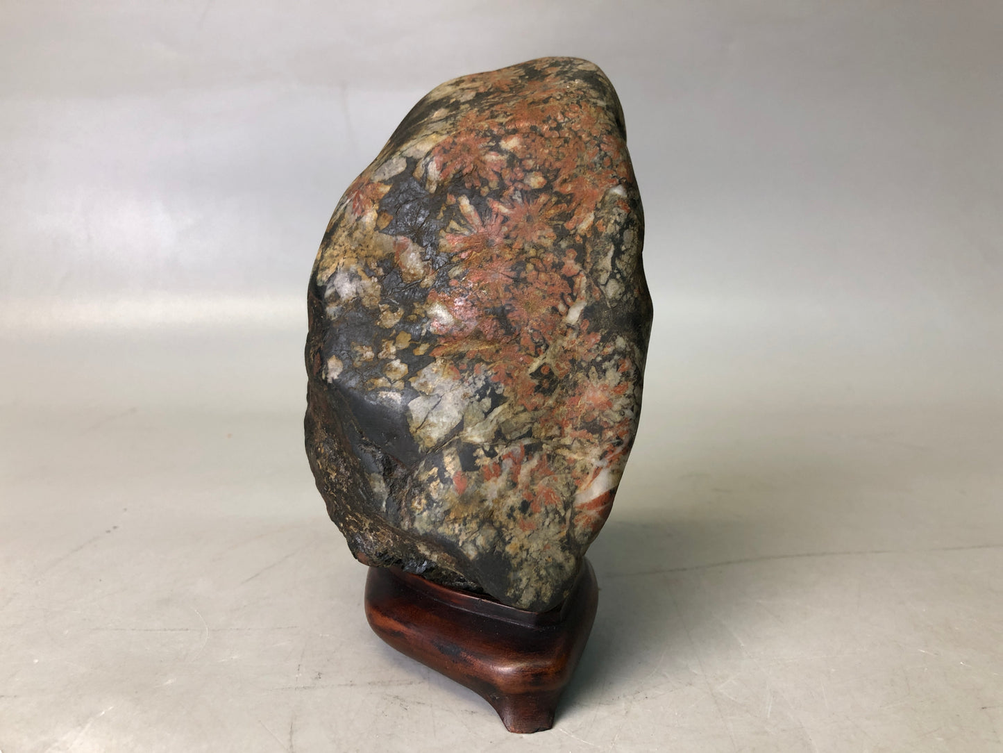 Y7717 OKIMONO Chrysanthemum stone wood stand signed Japan antique decor interior