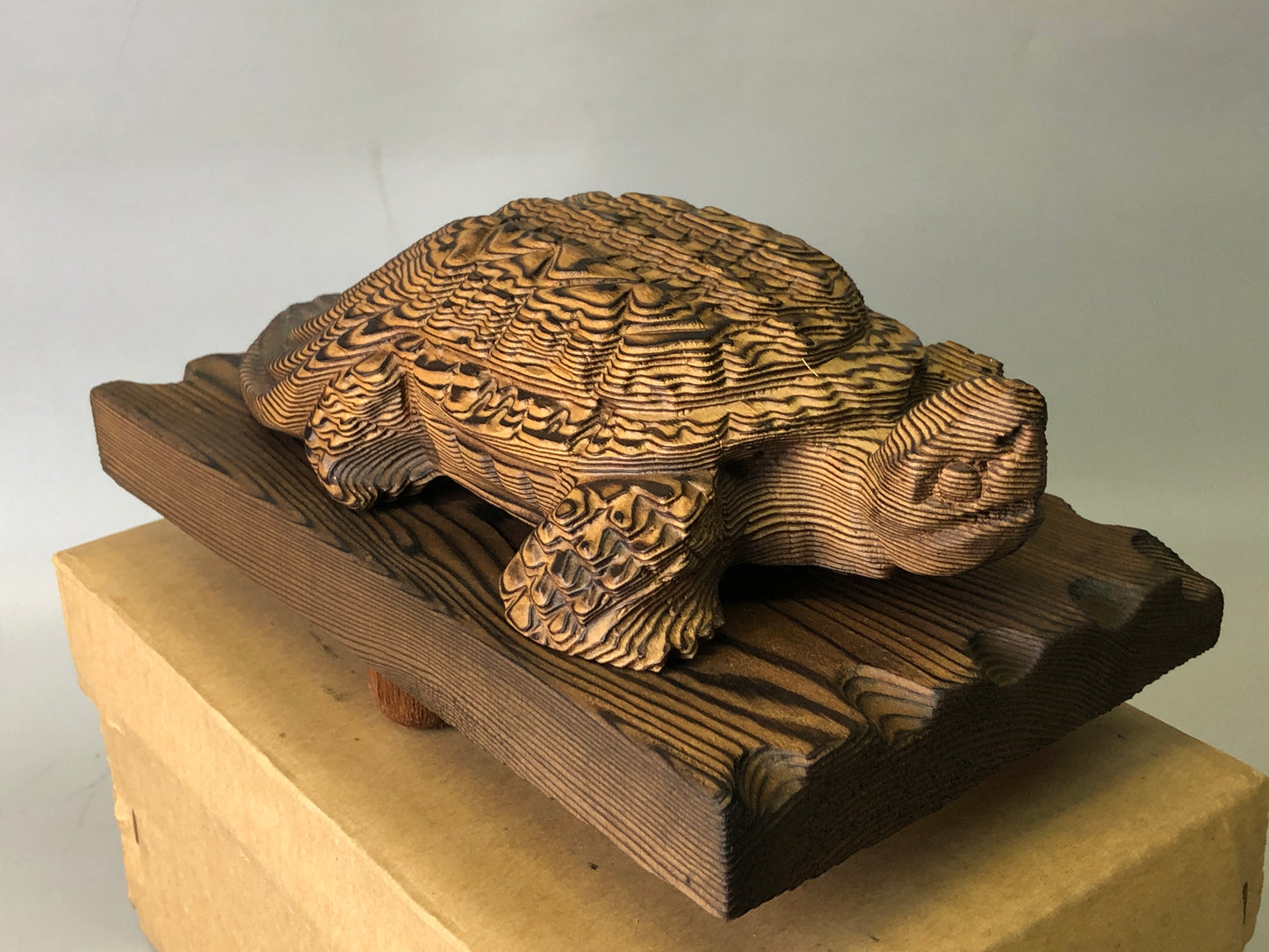 Y7751 OKIMONO wood carving Turtle figurine Japan antique decor interior figure