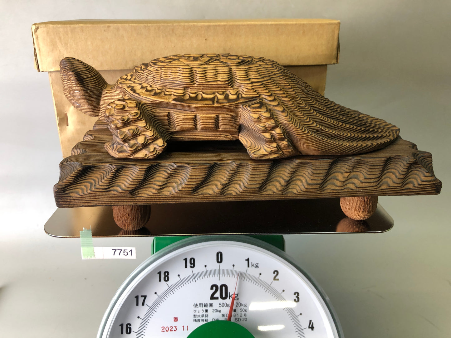 Y7751 OKIMONO wood carving Turtle figurine Japan antique decor interior figure