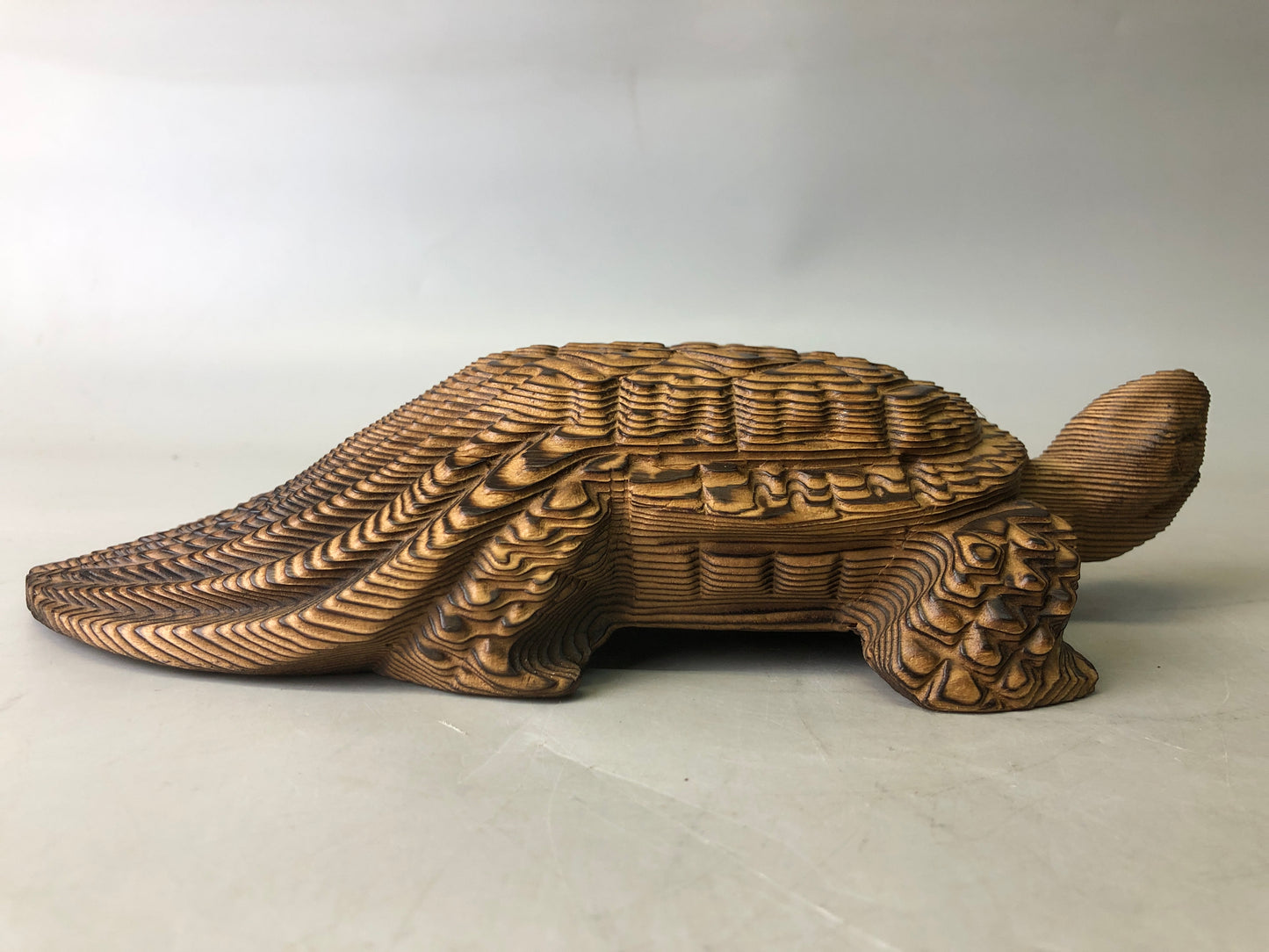 Y7751 OKIMONO wood carving Turtle figurine Japan antique decor interior figure
