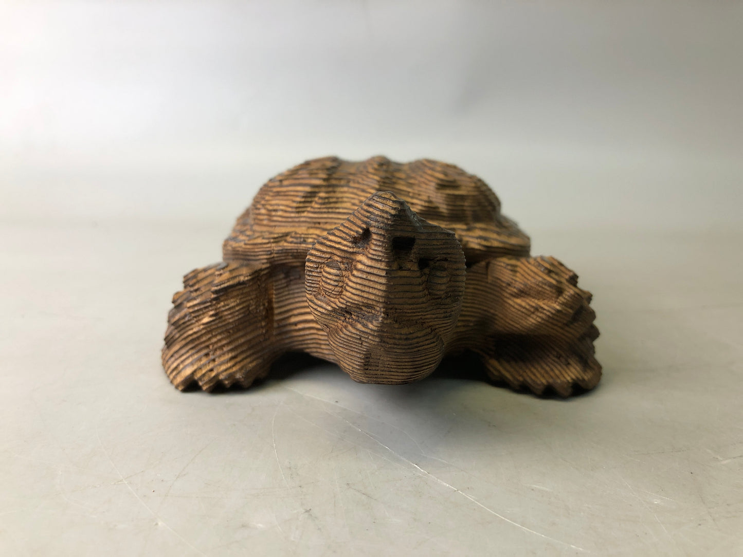 Y7751 OKIMONO wood carving Turtle figurine Japan antique decor interior figure