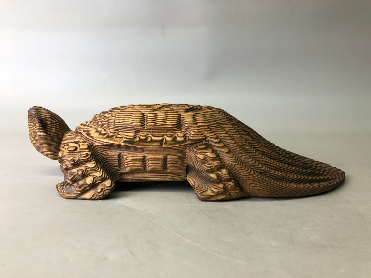 Y7751 OKIMONO wood carving Turtle figurine Japan antique decor interior figure