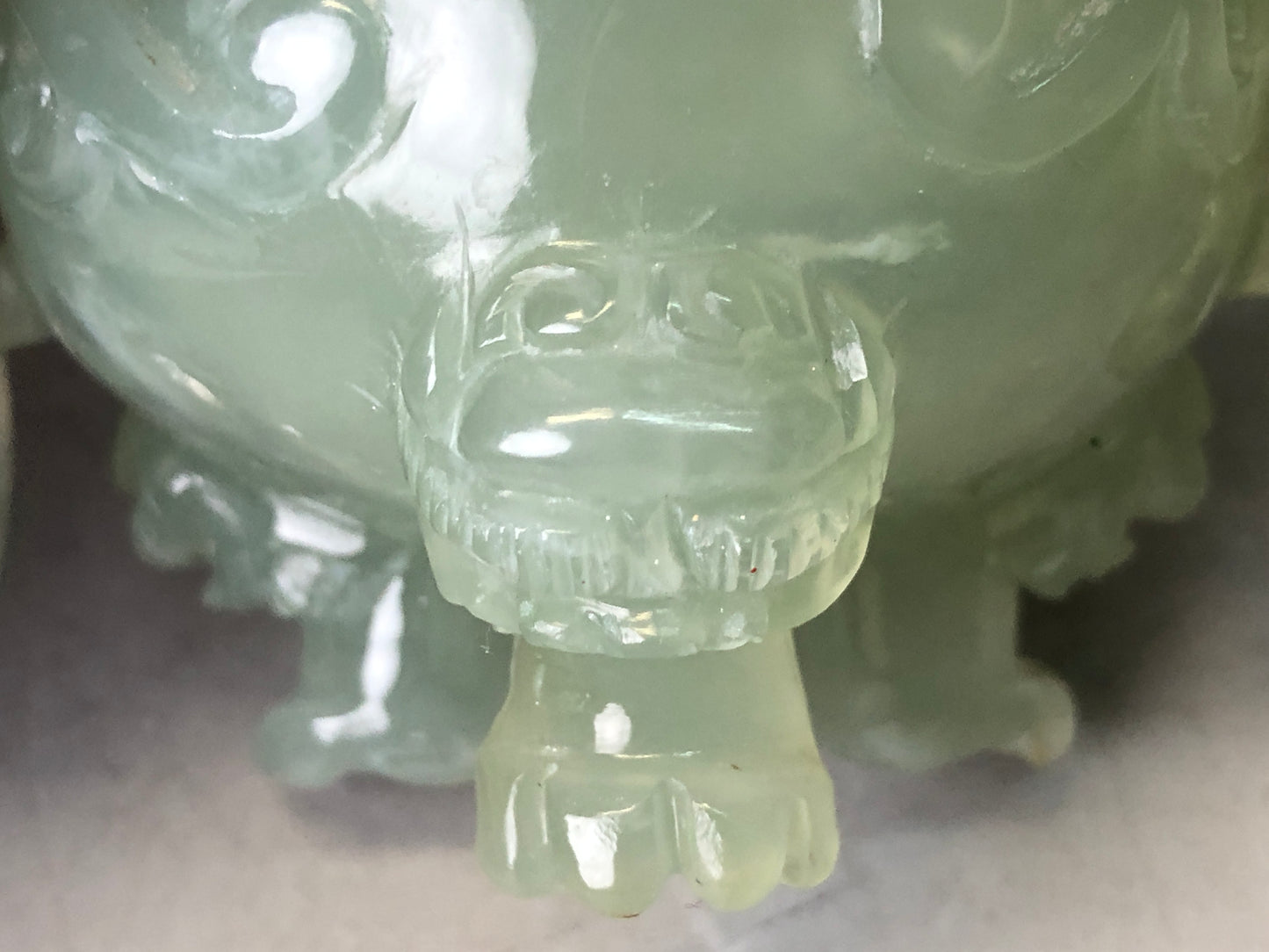 Y7766 KOURO Jade stand China antique Incense Burner fragrance aromatherapy