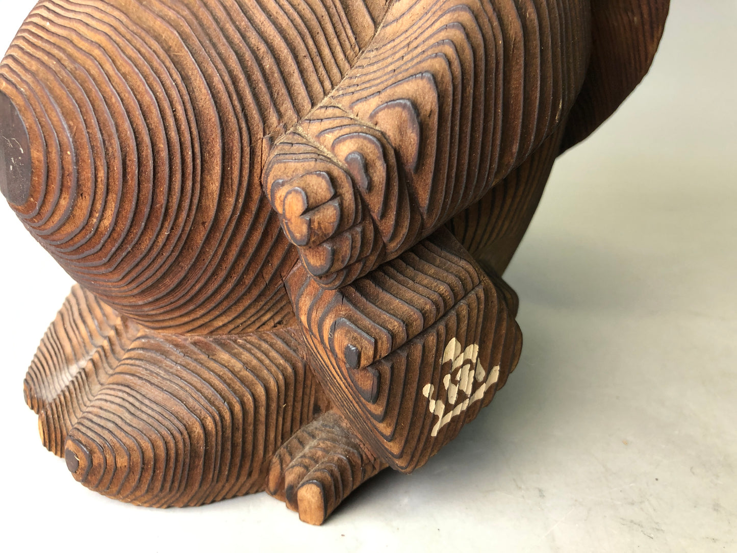 Y7791 OKIMONO wood carving Raccoon dog figurine signed Japan antique interior