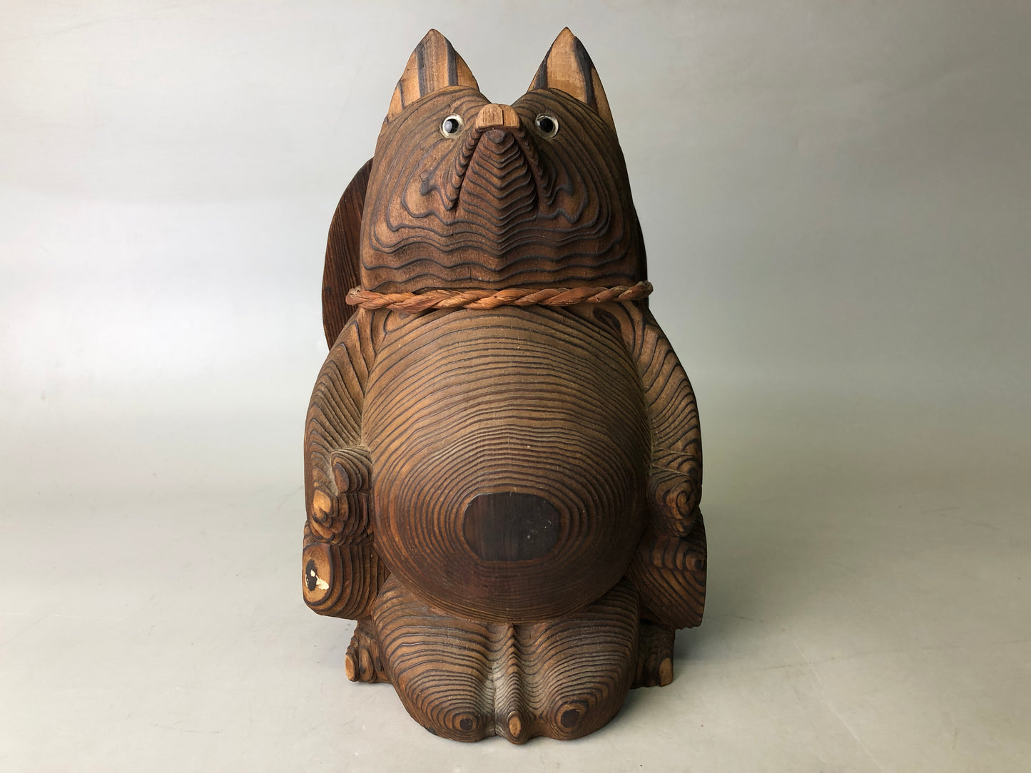 Y7791 OKIMONO wood carving Raccoon dog figurine signed Japan antique interior