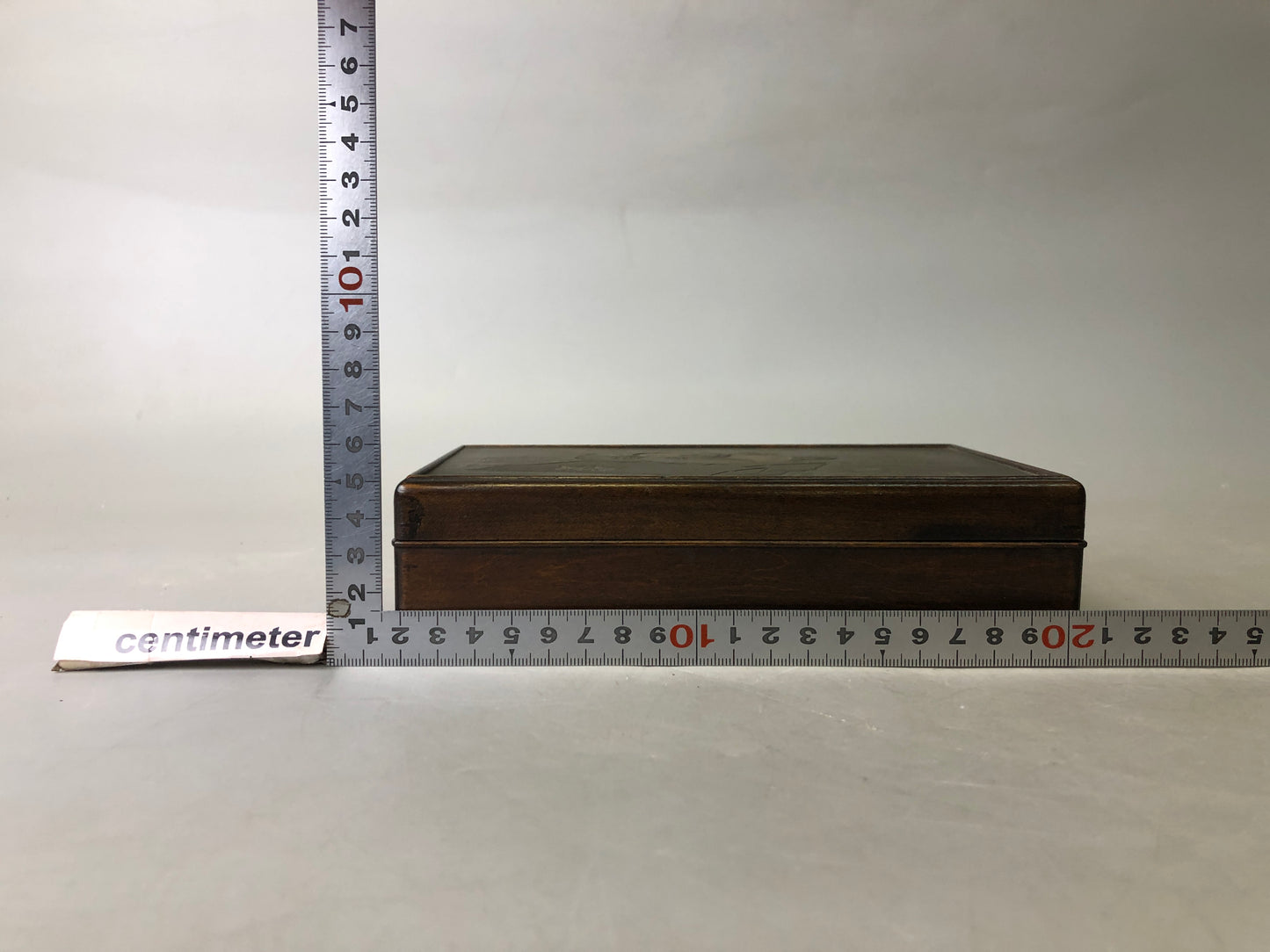 Y7809 BOX engraving Mandarin duck accessory case signed Japan antique container
