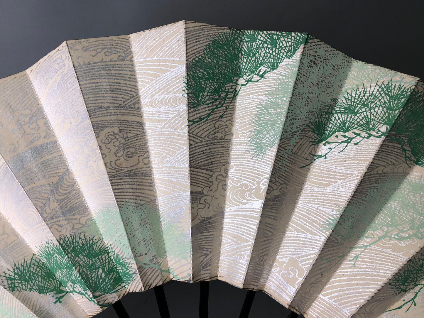 Y7838 SENSU Folding paper fan wave pattern pine bag Japan antique kimono