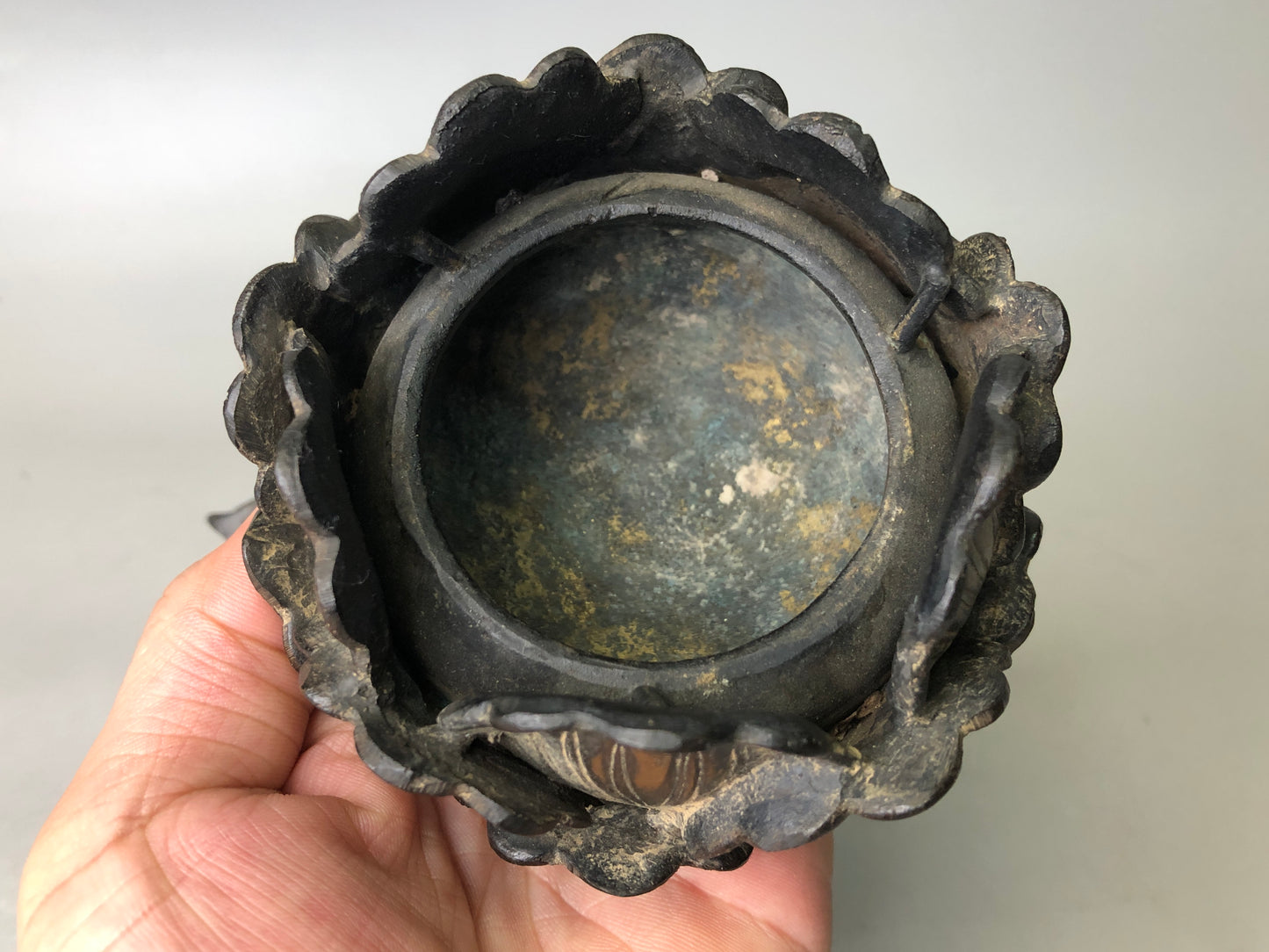 Y7878 KOURO Bronze lotus flower lion knob Japan antique Incense Burner fragrance