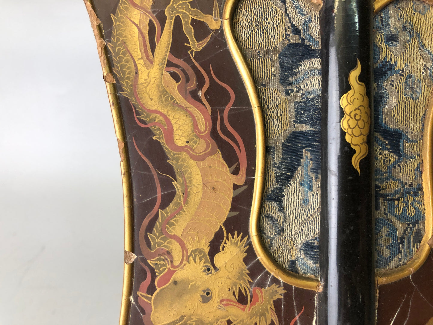 Y7933 GUNBAI Dragon Makie war fan Japanese antique samurai busho bushi vintage
