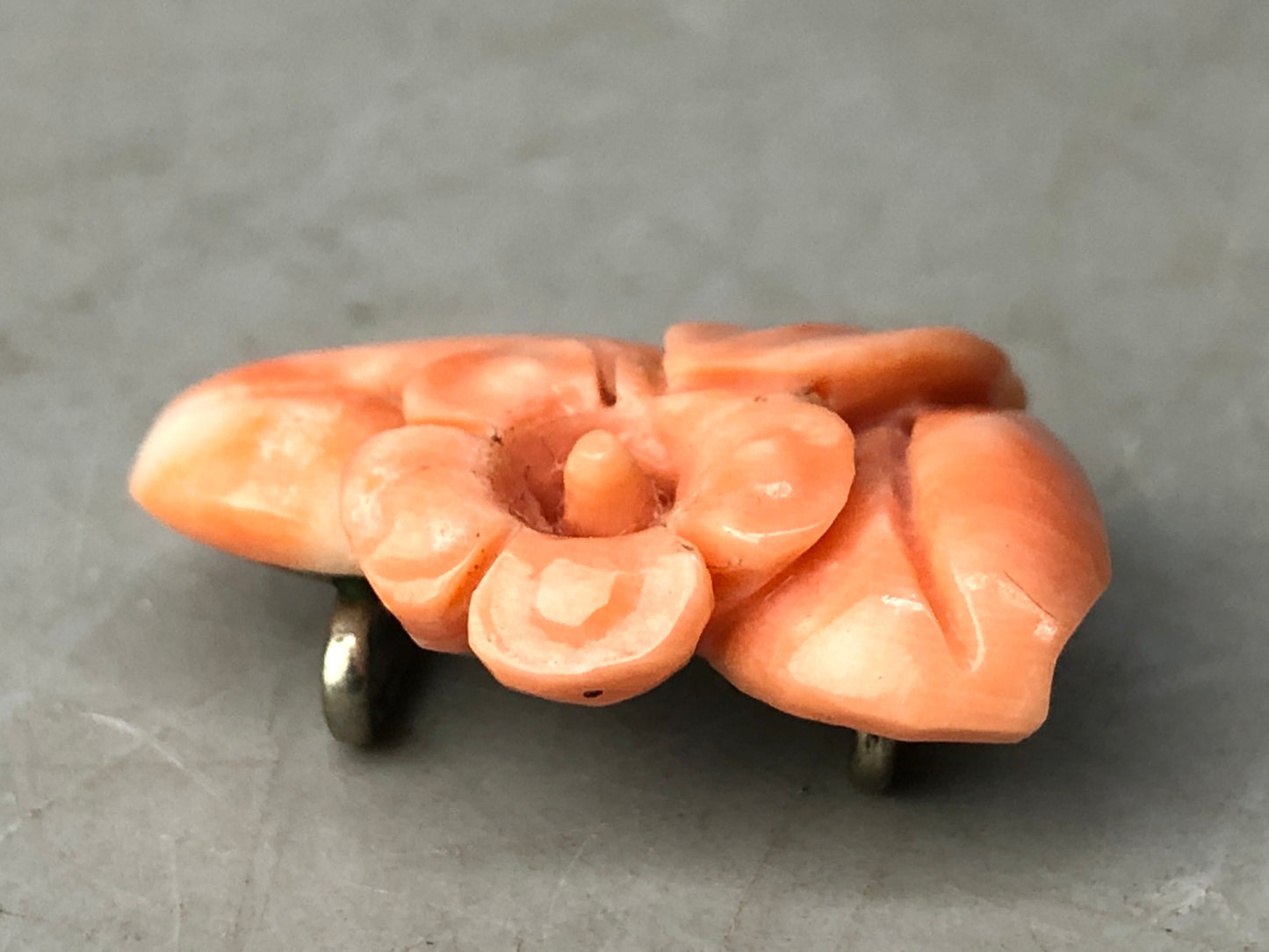 Y7994 OBIDOME Coral Sash clip brooch engraving Japan antique kimono accessory