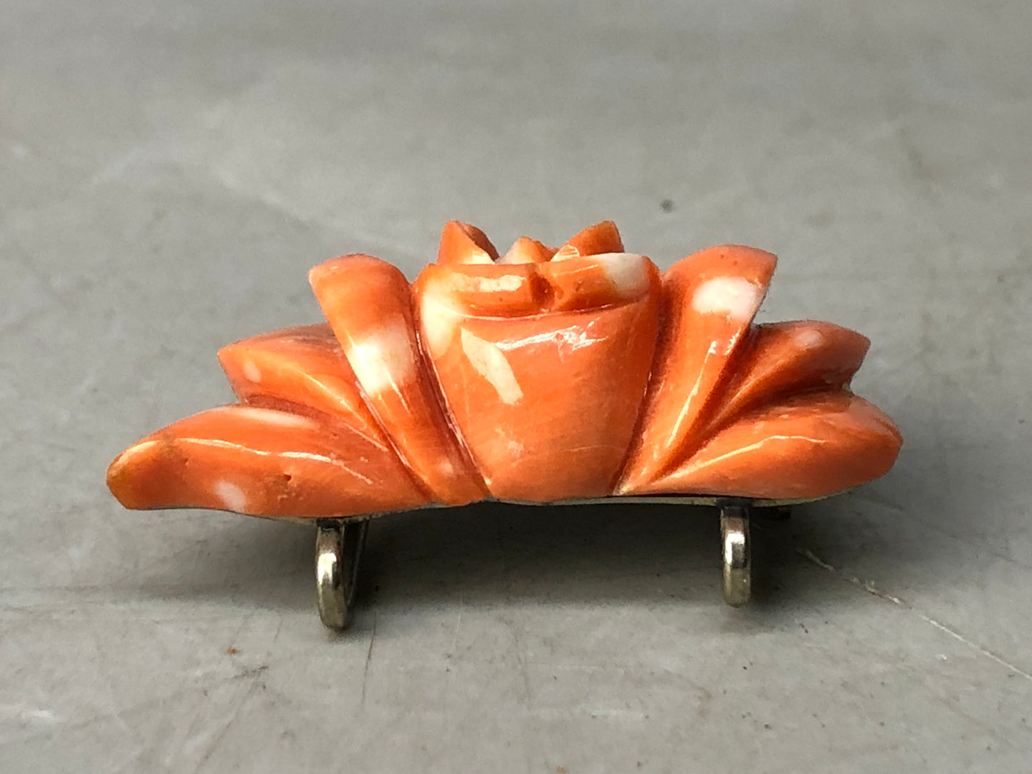 Y8004 OBIDOME Coral Sash clip brooch engraving Japan antique kimono accessory