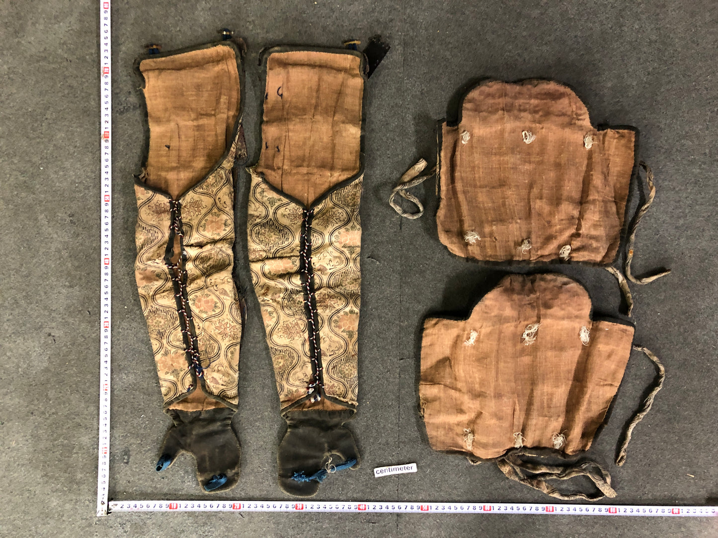 Y8008 YOROI Iron Gauntlets shin guards armor Edo period Japan antique samurai